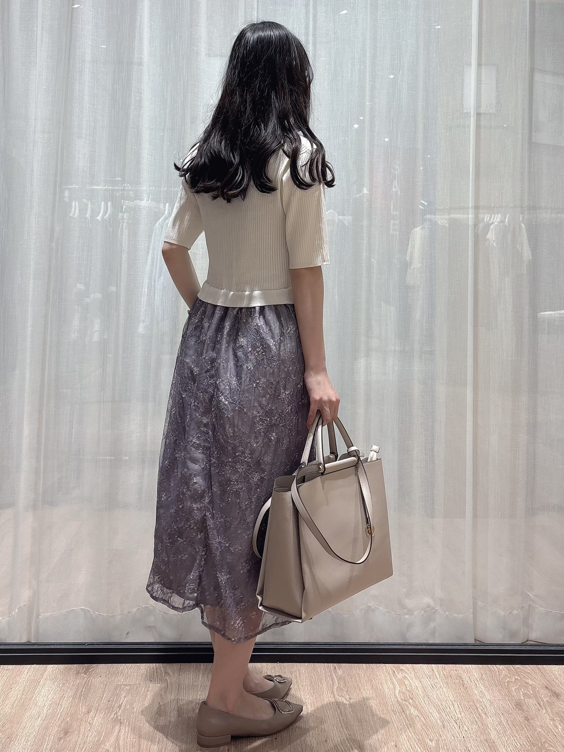 ぞうげさんの「OPAQUE.CLIP｜花柄ドッキング衿付きワンピース【洗濯機OK】」を使ったコーディネート