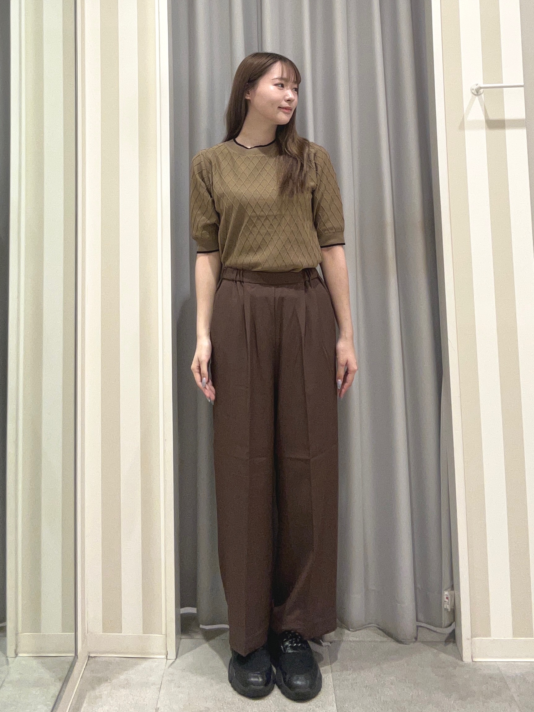 美空さんの「SHOO･LA･RUE｜【毛玉になりにくい/S-LL/洗濯機可】ダイヤ柄が上品 二の腕隠せる5分袖ニット」を使ったコーディネート