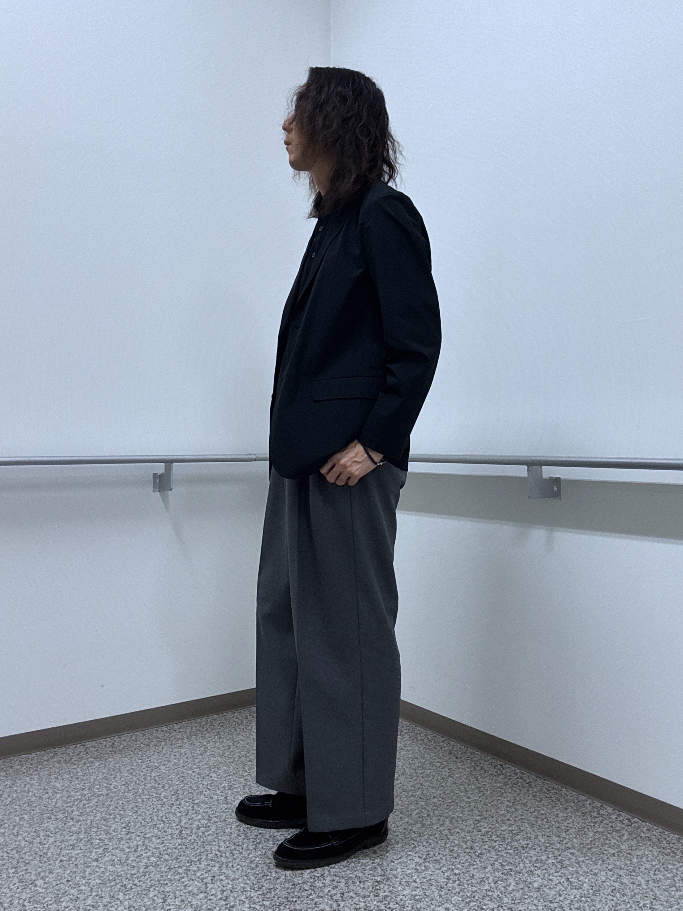 おーのさんの「TAKEO KIKUCHI｜3Dナイロンストレッチ ジャケット」を使ったコーディネート