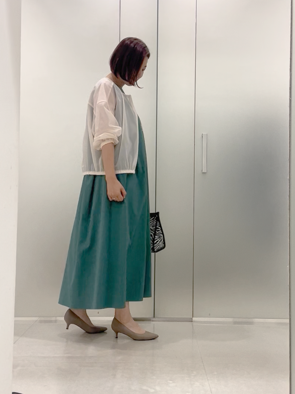 まどかさんの「UNTITLED｜【秋羽織り/ジップ】トリコットシアーブラウス」を使ったコーディネート