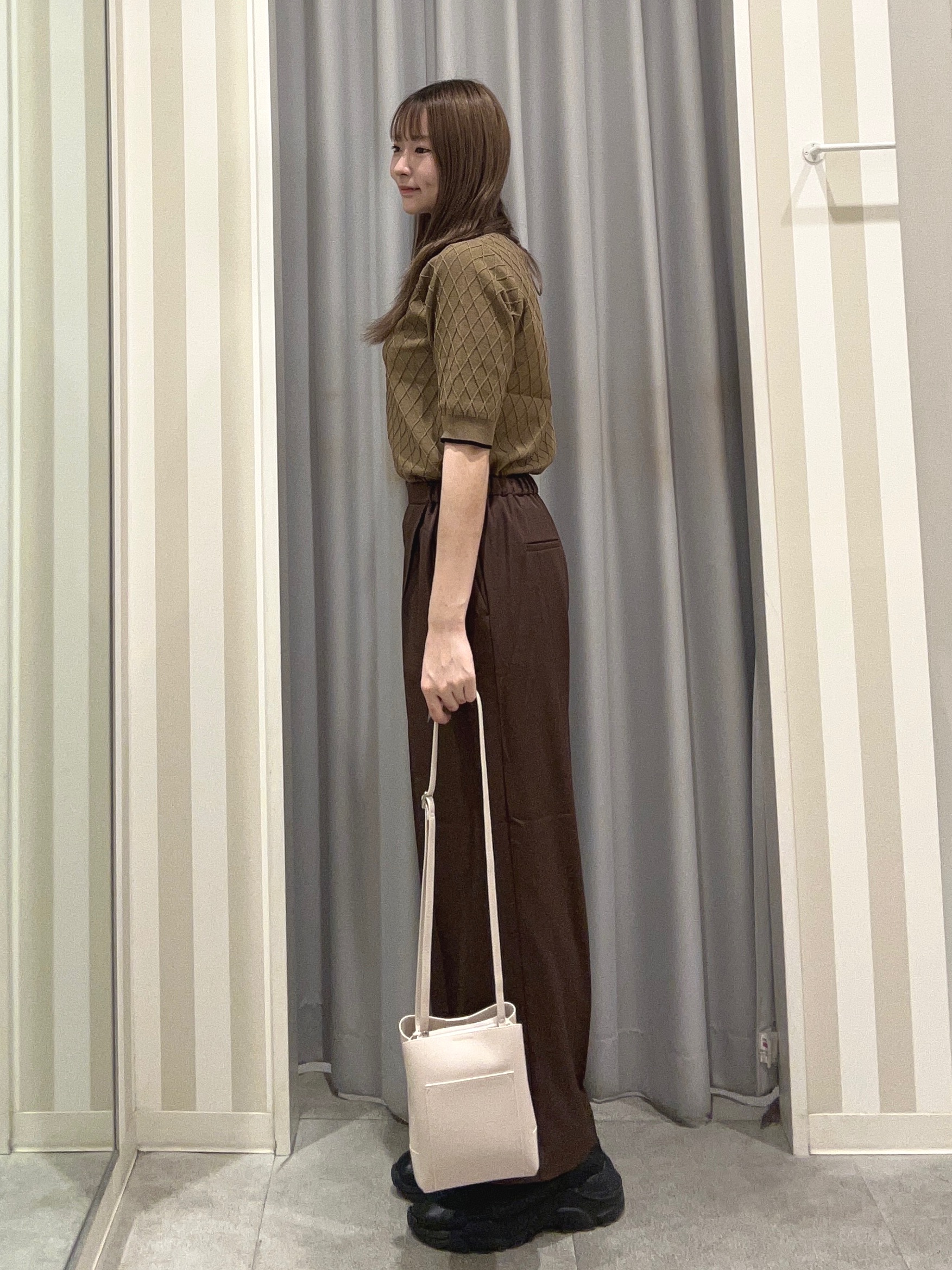 美空さんの「SHOO･LA･RUE｜【毛玉になりにくい/S-LL/洗濯機可】ダイヤ柄が上品 二の腕隠せる5分袖ニット」を使ったコーディネート