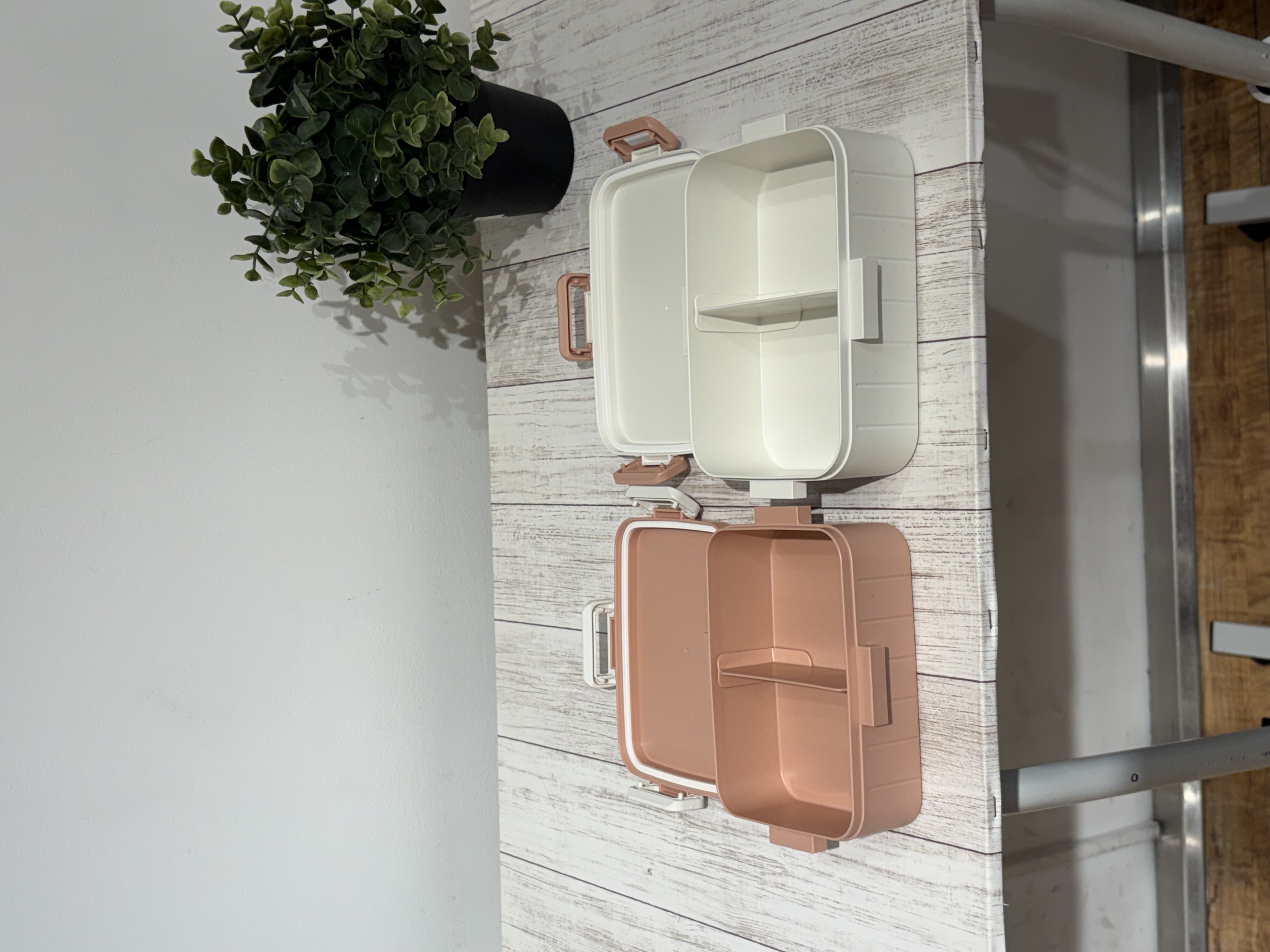 Arisaさんの「212 KITCHEN STORE｜4LOCK抗菌ランチボックス650ml PK ＜212Kオリジナル＞」を使ったコーディネート