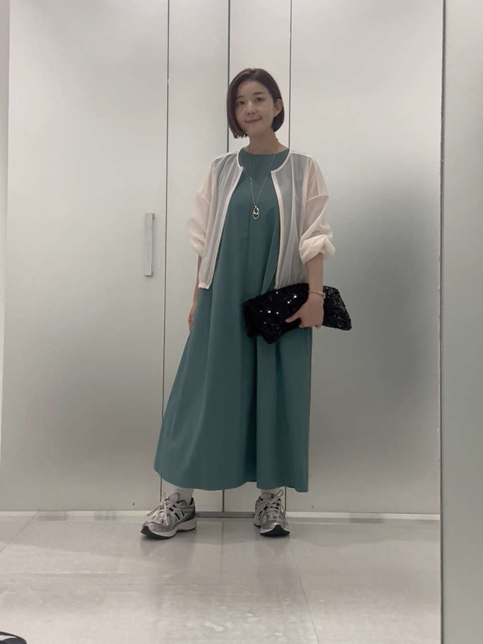 まどかさんの「UNTITLED｜【秋羽織り/ジップ】トリコットシアーブラウス」を使ったコーディネート