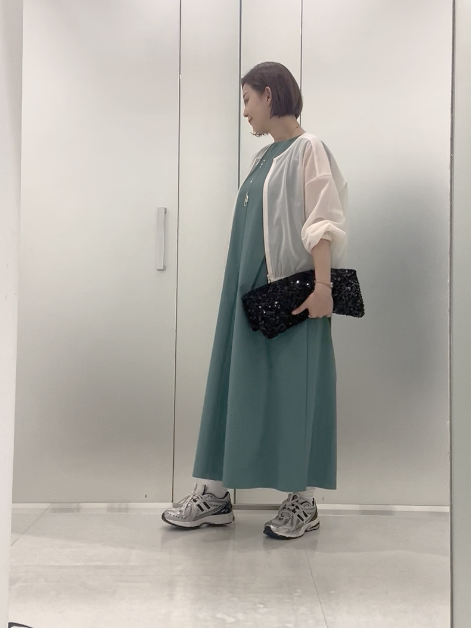 まどかさんの「UNTITLED｜【秋羽織り/ジップ】トリコットシアーブラウス」を使ったコーディネート