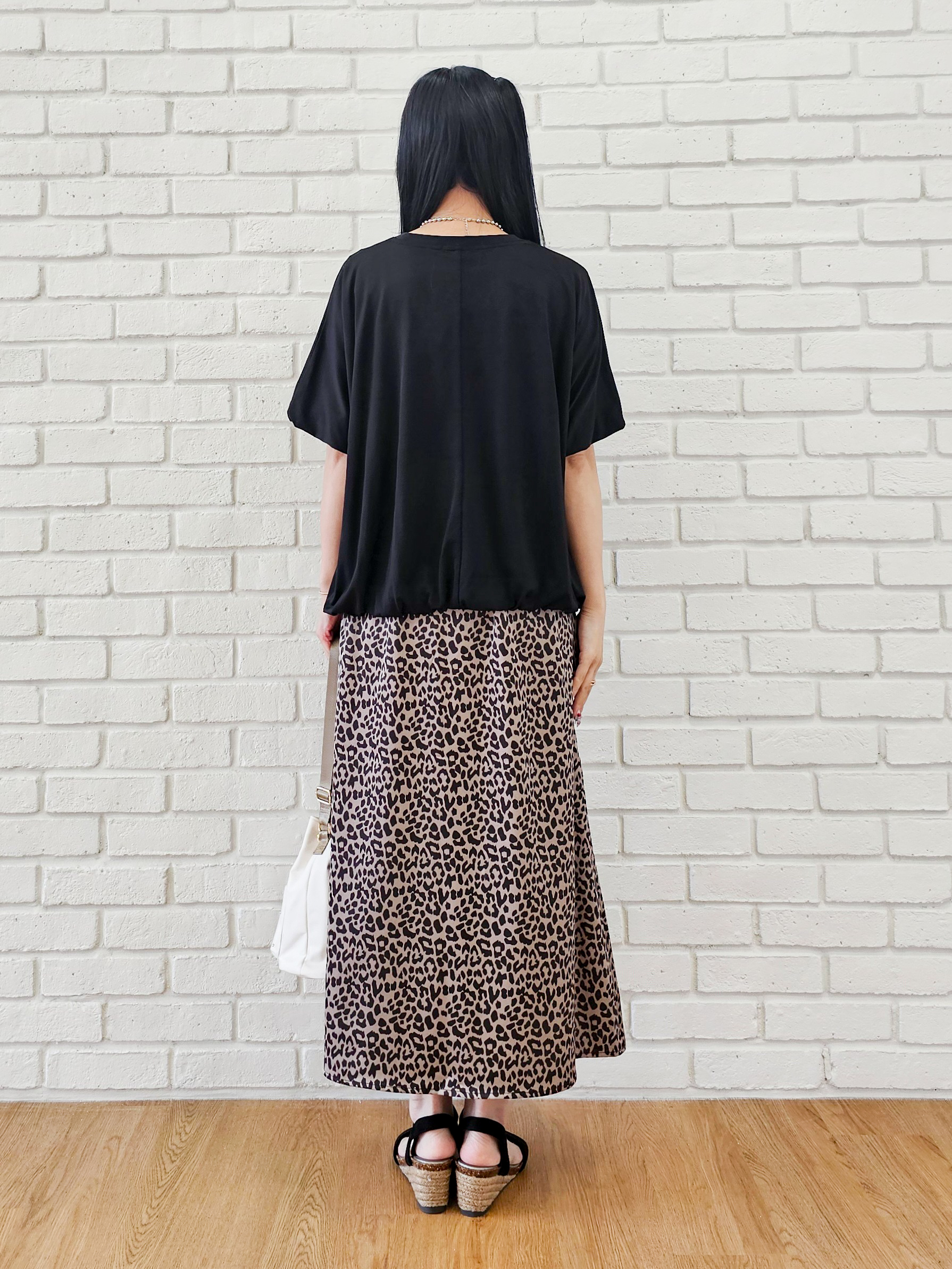 ゆゆさんの「SHOO･LA･RUE｜【洗濯機可/体型カバー】インせず着られる バルーンデザインTシャツ」を使ったコーディネート