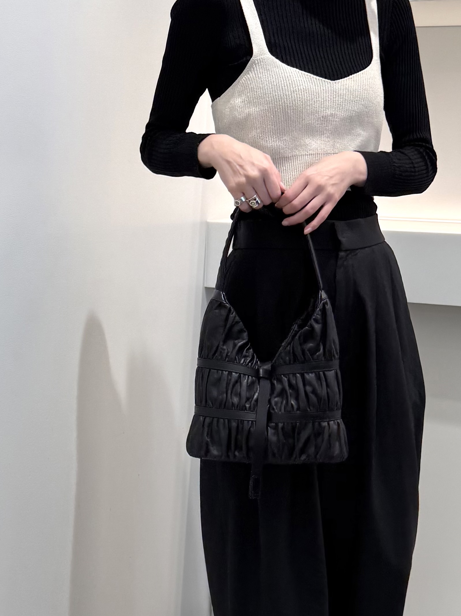 Kさんの「HIROKO HAYASHI｜CRESPA（クレスパ）ワンショルダーバッグ」を使ったコーディネート