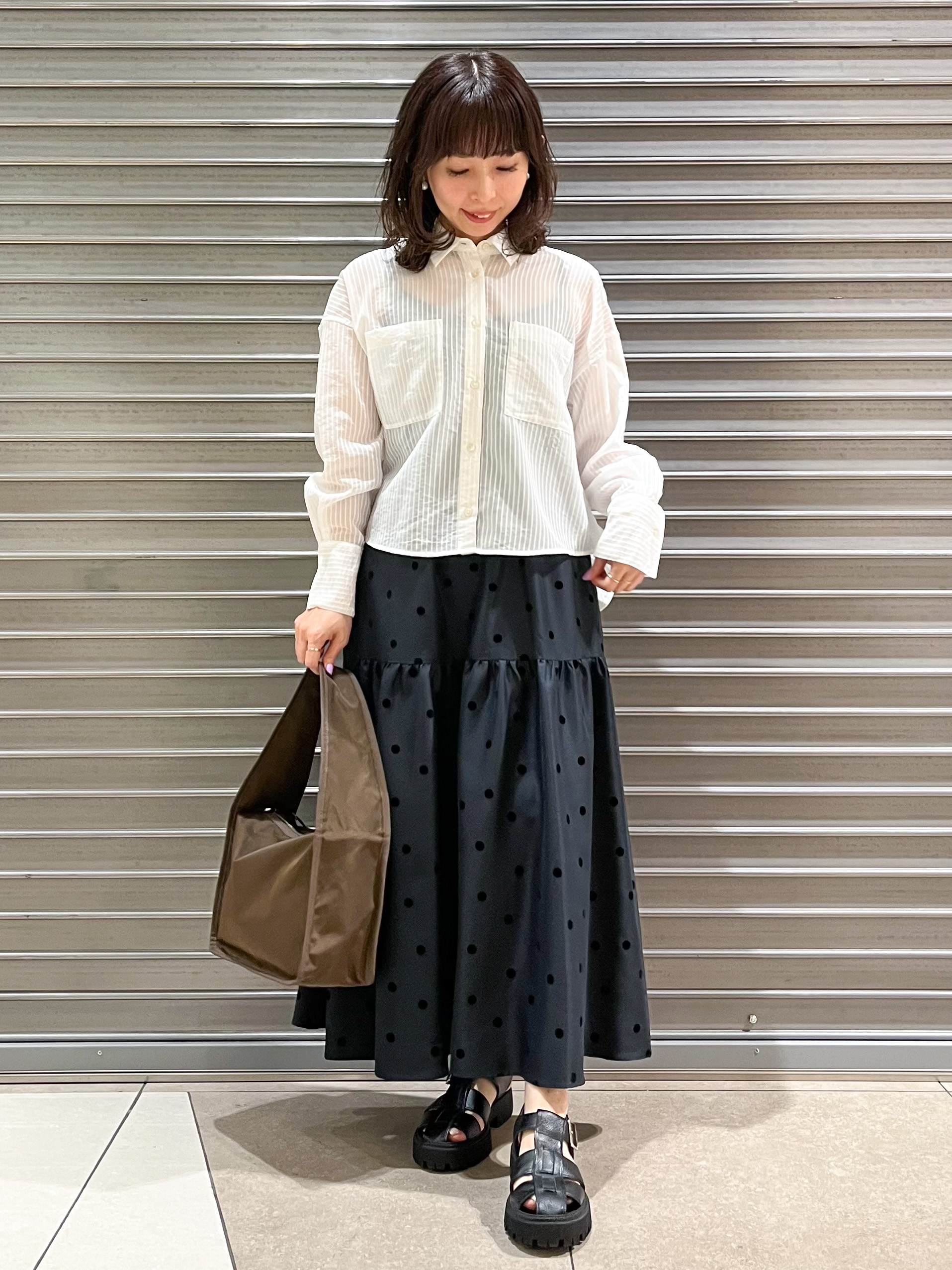 じゅんさんの「DRESSTERIOR｜◆シアーストライプクロップドシャツ」を使ったコーディネート