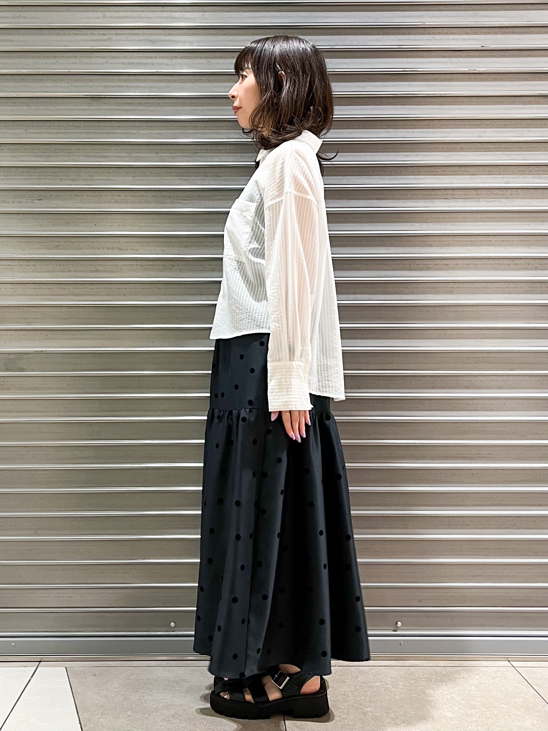 じゅんさんの「DRESSTERIOR｜◆シアーストライプクロップドシャツ」を使ったコーディネート