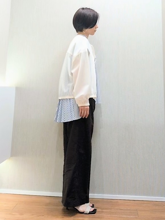 ミズタさんの「UNTITLED｜【吸水速乾/接触冷感】バックプリーツデザインブラウス」を使ったコーディネート
