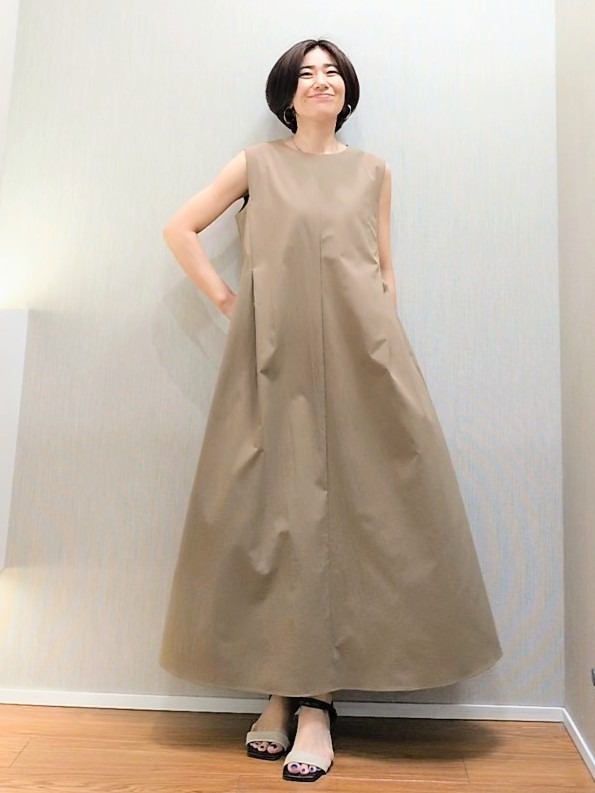ミズタさんの「UNTITLED｜【すっきり秋羽織り/前開きボタン】ドライタッチ5分袖カーディガン」を使ったコーディネート
