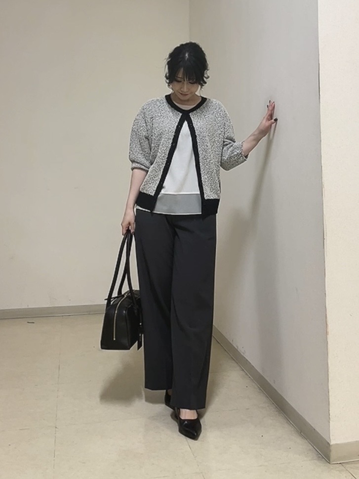 watanabeさんの「UNTITLED｜【ジャケットライク/前後2WAY】コットン混カールプルオーバー」を使ったコーディネート