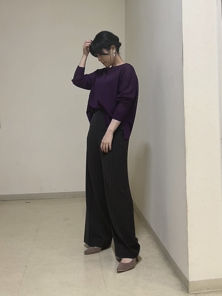 watanabeさんの「UNTITLED｜【アンサンブル可/秋羽織り/シアー】前後2WAYカーディガン」を使ったコーディネート