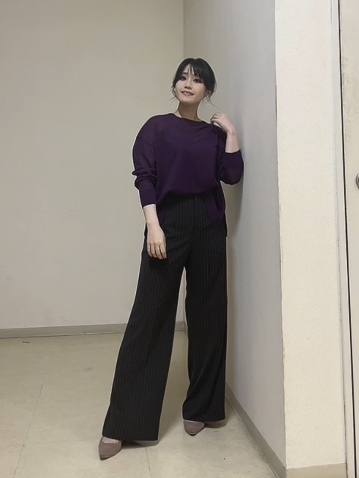 watanabeさんの「UNTITLED｜【アンサンブル可/秋羽織り/シアー】前後2WAYカーディガン」を使ったコーディネート