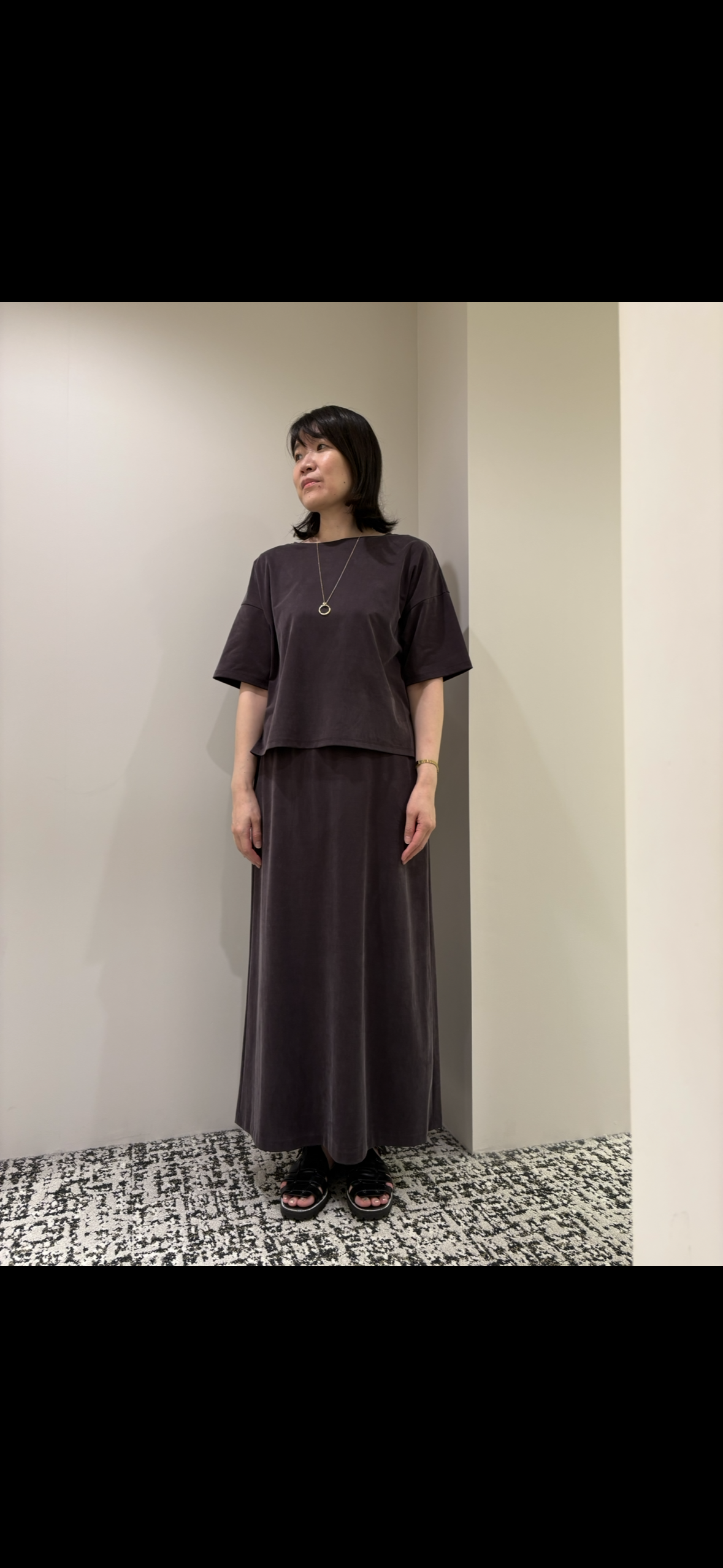 Reiさんの「UNTITLED｜【きれいめTシャツ/セットアップ可】ヴィンテージライクプルオーバー」を使ったコーディネート