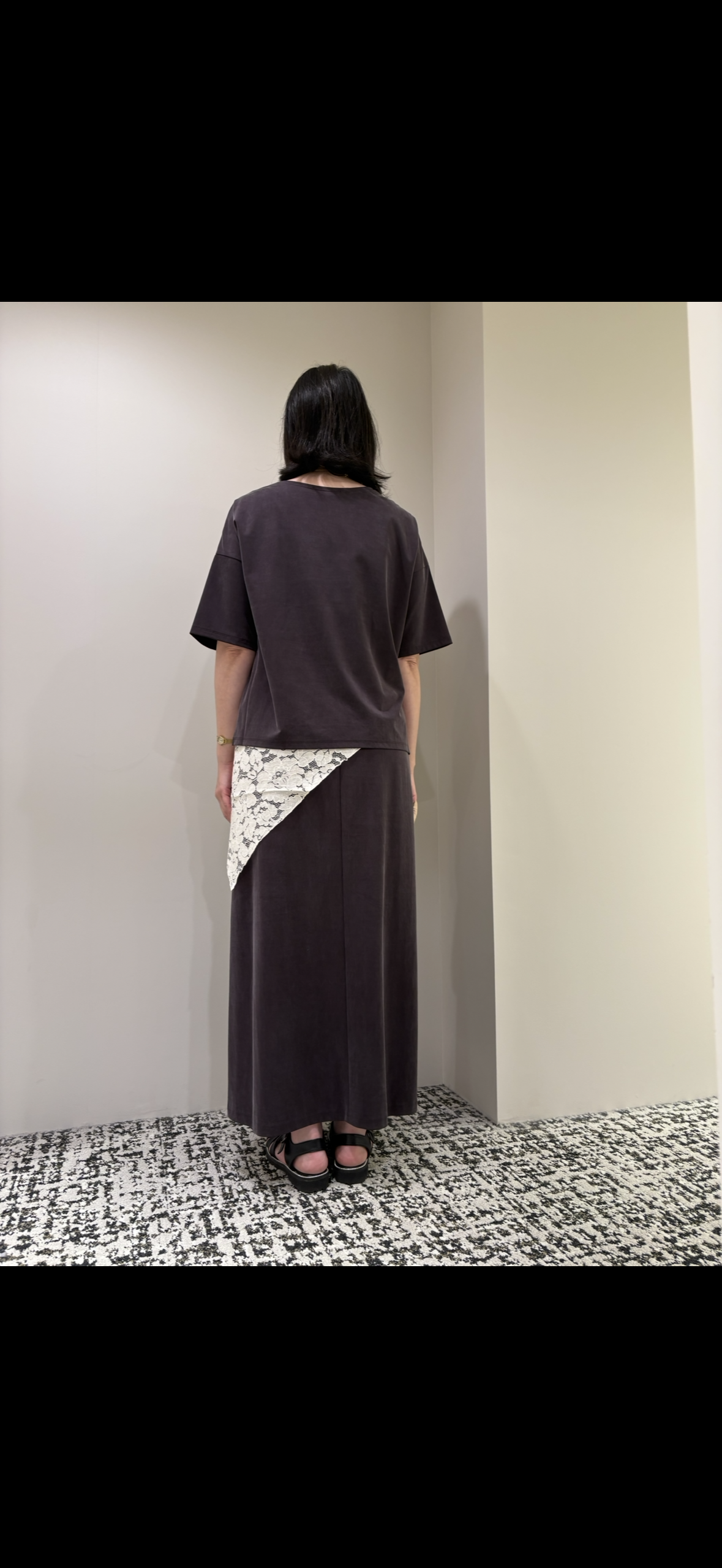 Reiさんの「UNTITLED｜【きれいめTシャツ/セットアップ可】ヴィンテージライクプルオーバー」を使ったコーディネート