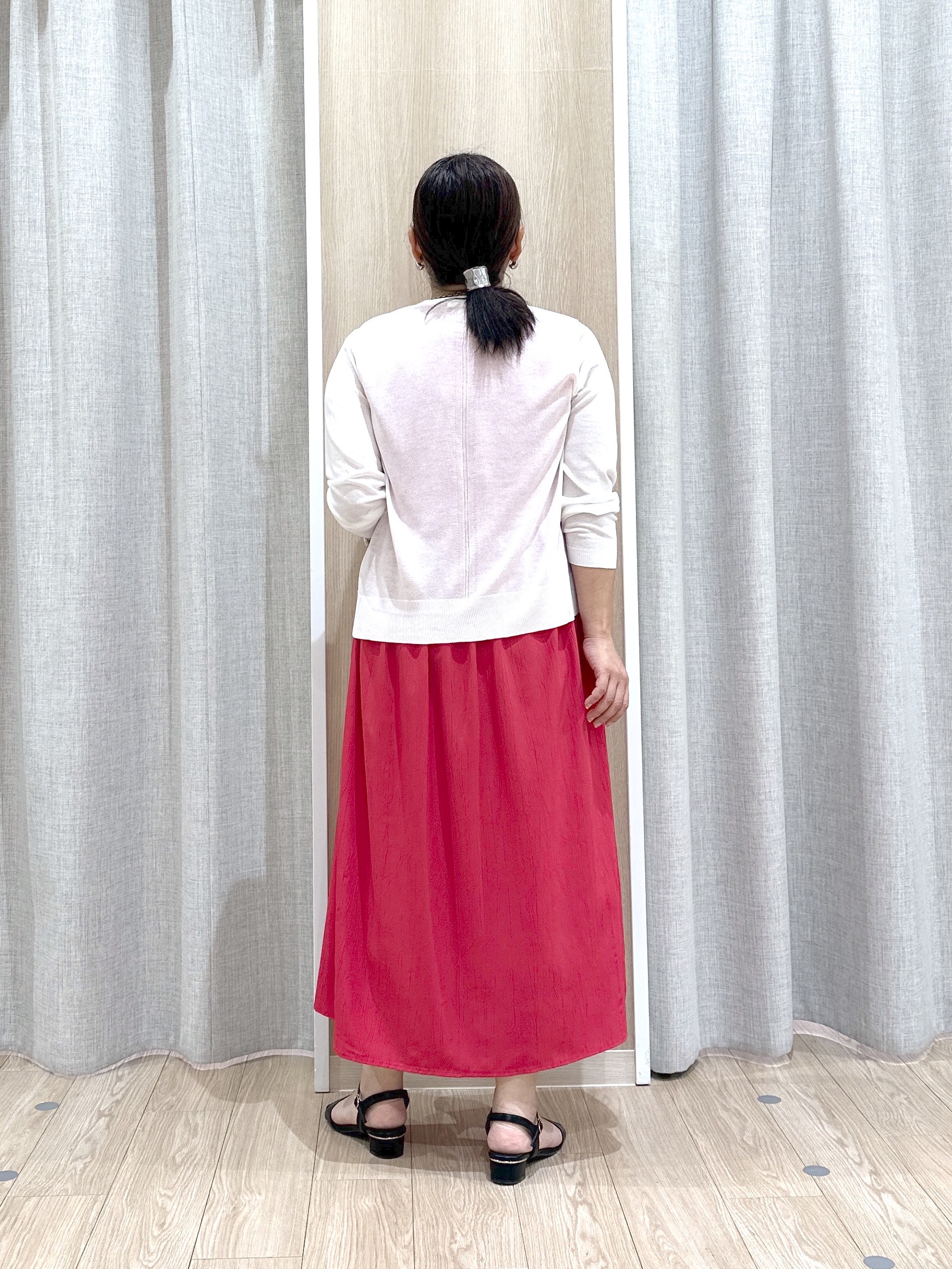 naoさんの「grove｜高評価！【接触冷感／UVカットetc】ベーシックショートカーディガン」を使ったコーディネート