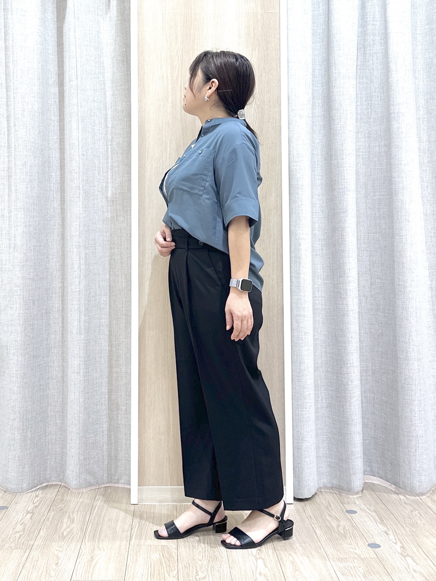 naoさんの「grove｜【洗濯機◎】ほんのり大人の透け感、シアーカバーブラウス」を使ったコーディネート