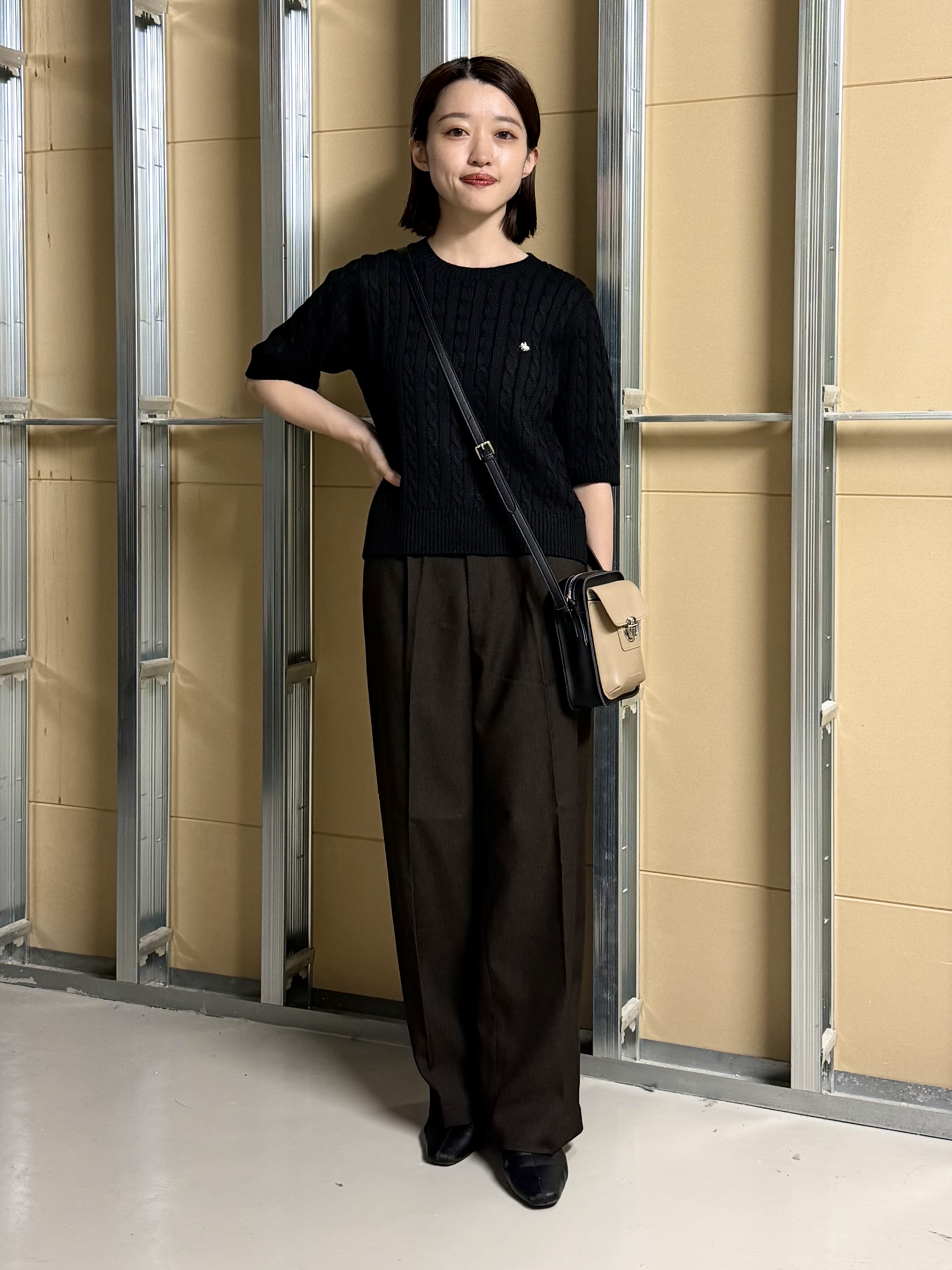 sahoさんの「THE SHOP TK｜POLO BCS/ケーブル5分袖ニット」を使ったコーディネート