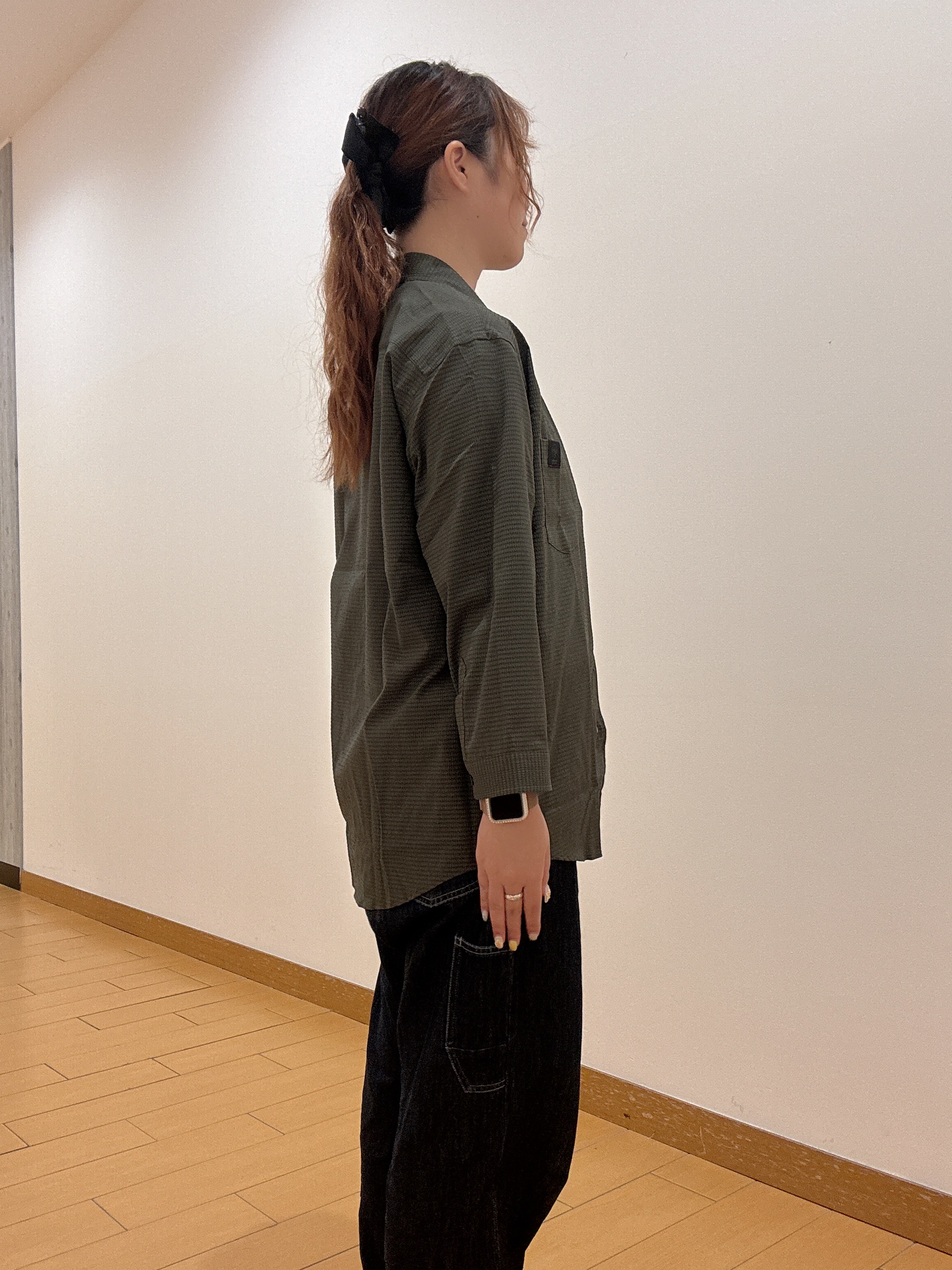 ヒナさんの「TAKEO KIKUCHI｜【汗染み軽減/接触冷感】フェイクレイヤード ワンポイント刺繍Ｔシャツ」を使ったコーディネート