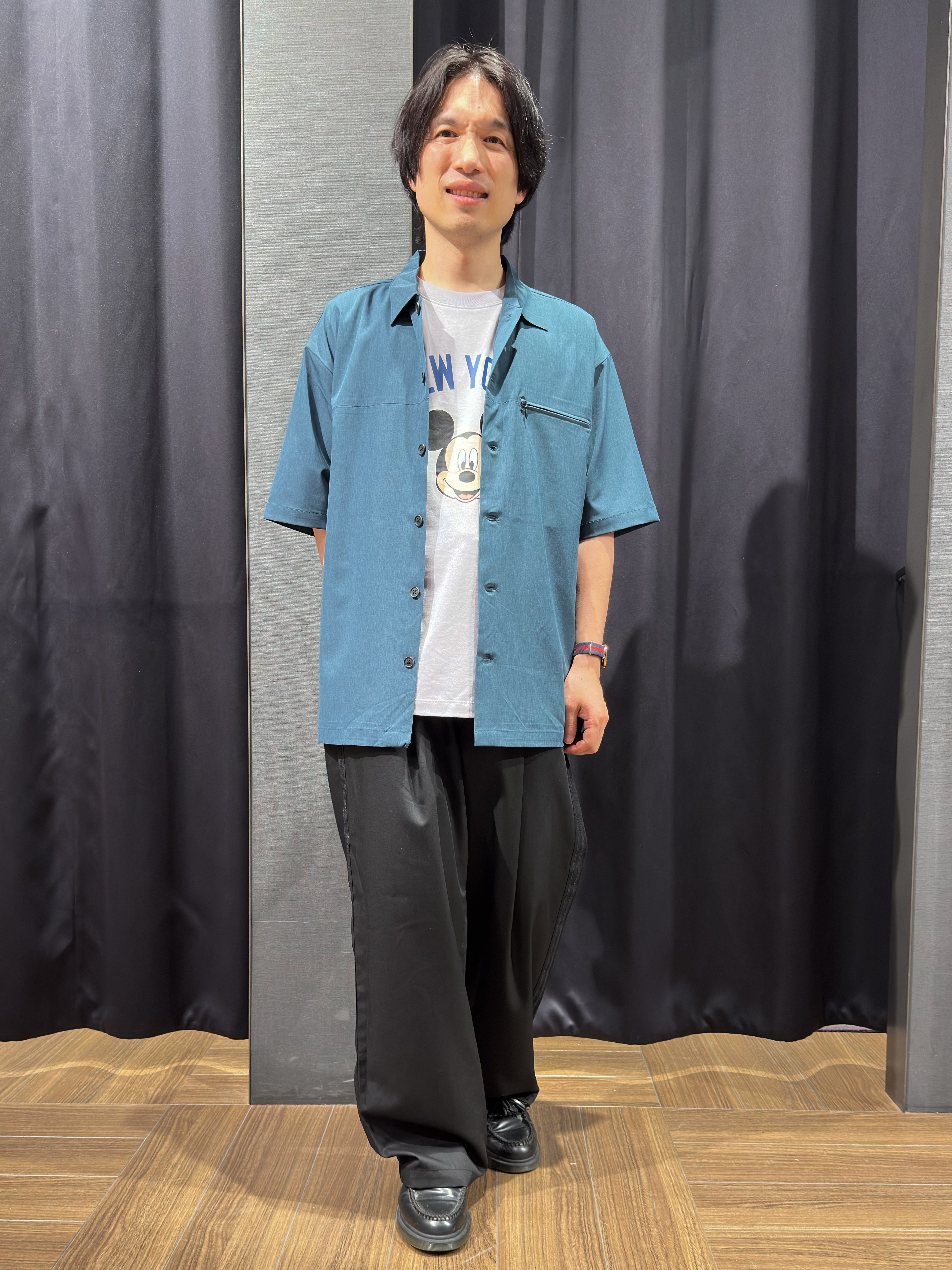 tomoyaさんの「THE SHOP TK｜【吸水速乾／防シワ／マシンウォッシャブル】ハイドロクール 半袖シャツ」を使ったコーディネート