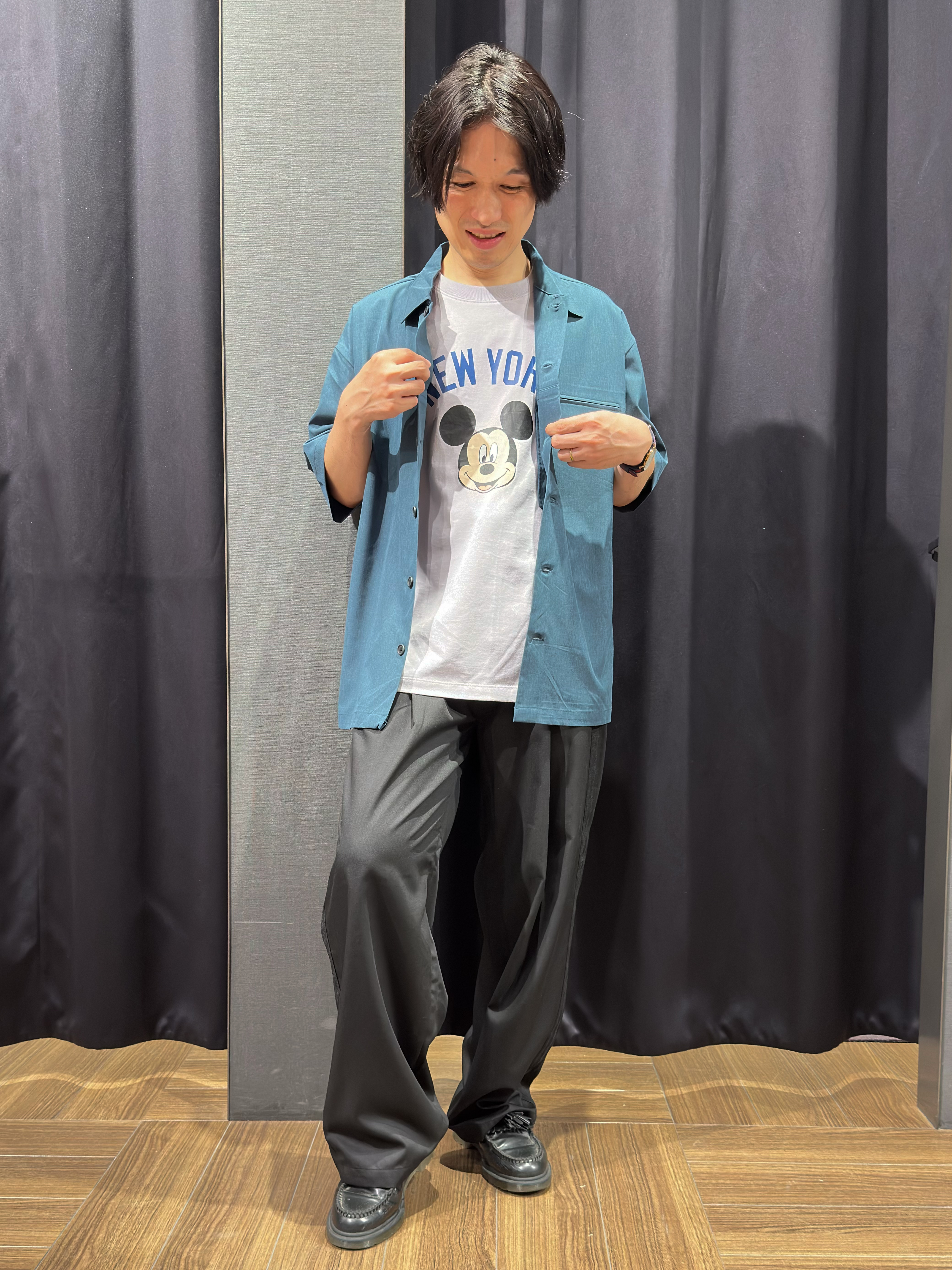tomoyaさんの「THE SHOP TK｜【吸水速乾／防シワ／マシンウォッシャブル】ハイドロクール 半袖シャツ」を使ったコーディネート