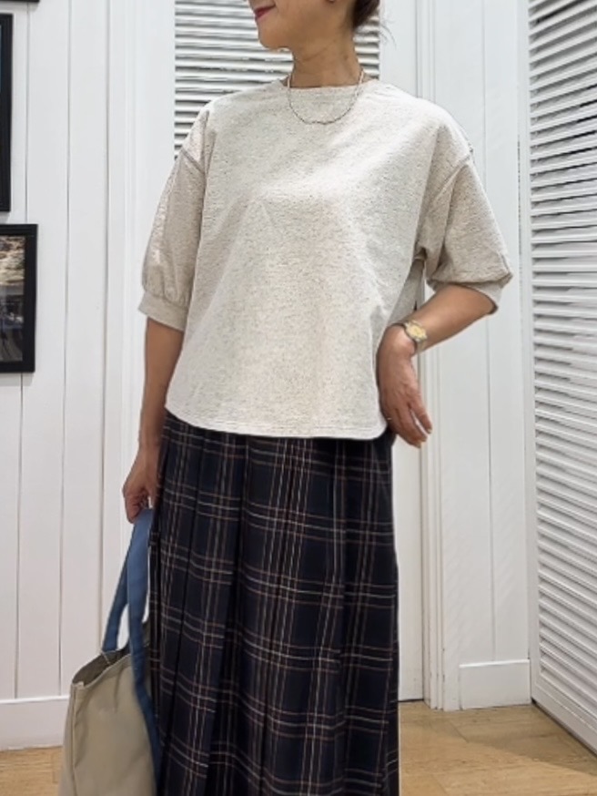 Yasucoさんの「Dessin｜【高レビュー/洗える/XS-L】バックヘンリーミニ裏毛 5分袖」を使ったコーディネート