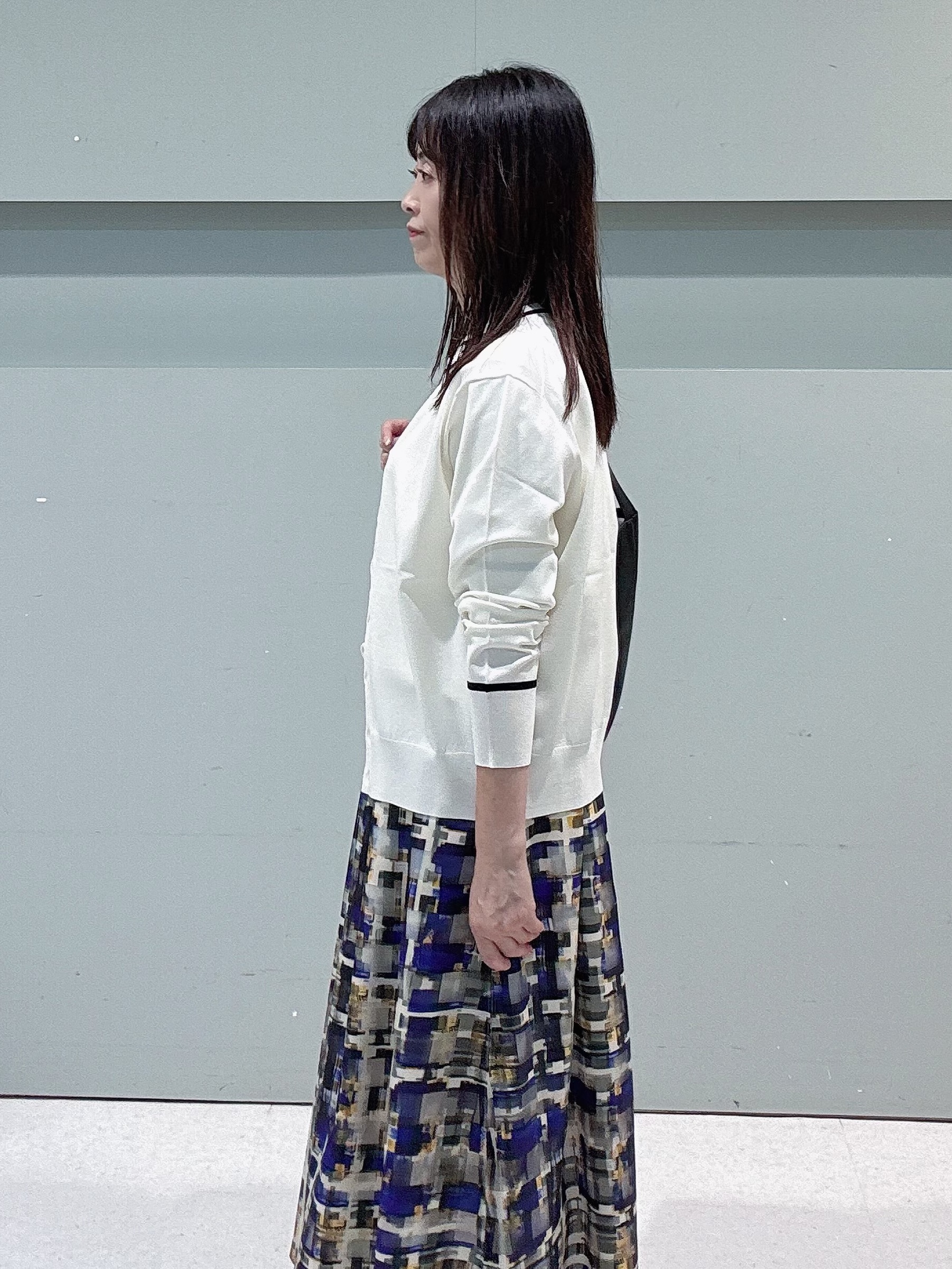 makiさんの「UNTITLED｜【アンサンブル可能/秋羽織り】コンパクトニットカーディガン」を使ったコーディネート
