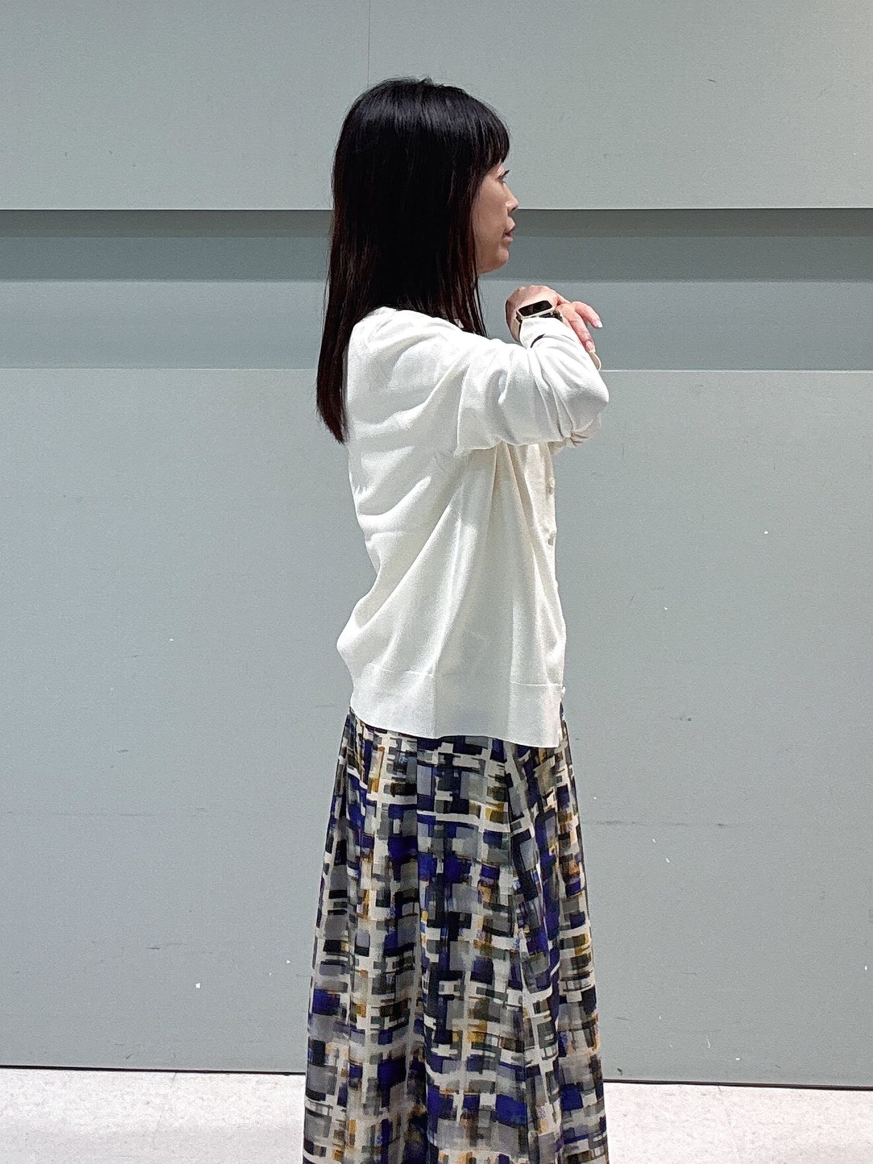makiさんの「UNTITLED｜【アンサンブル可能/秋羽織り】コンパクトニットカーディガン」を使ったコーディネート