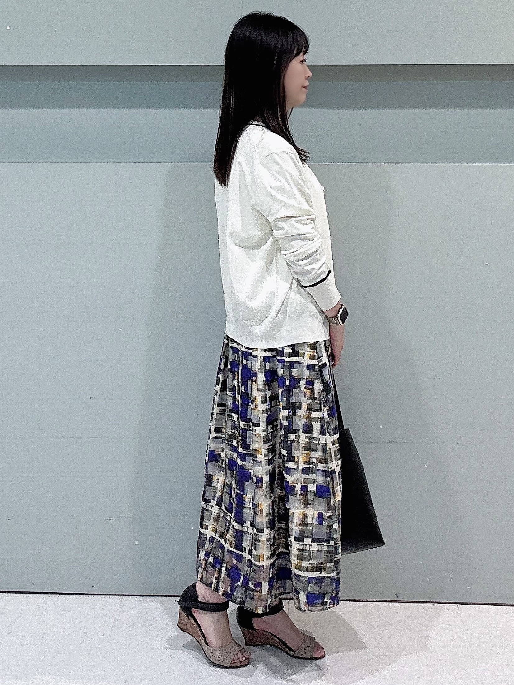 makiさんの「UNTITLED｜【アンサンブル可能/秋羽織り】コンパクトニットカーディガン」を使ったコーディネート