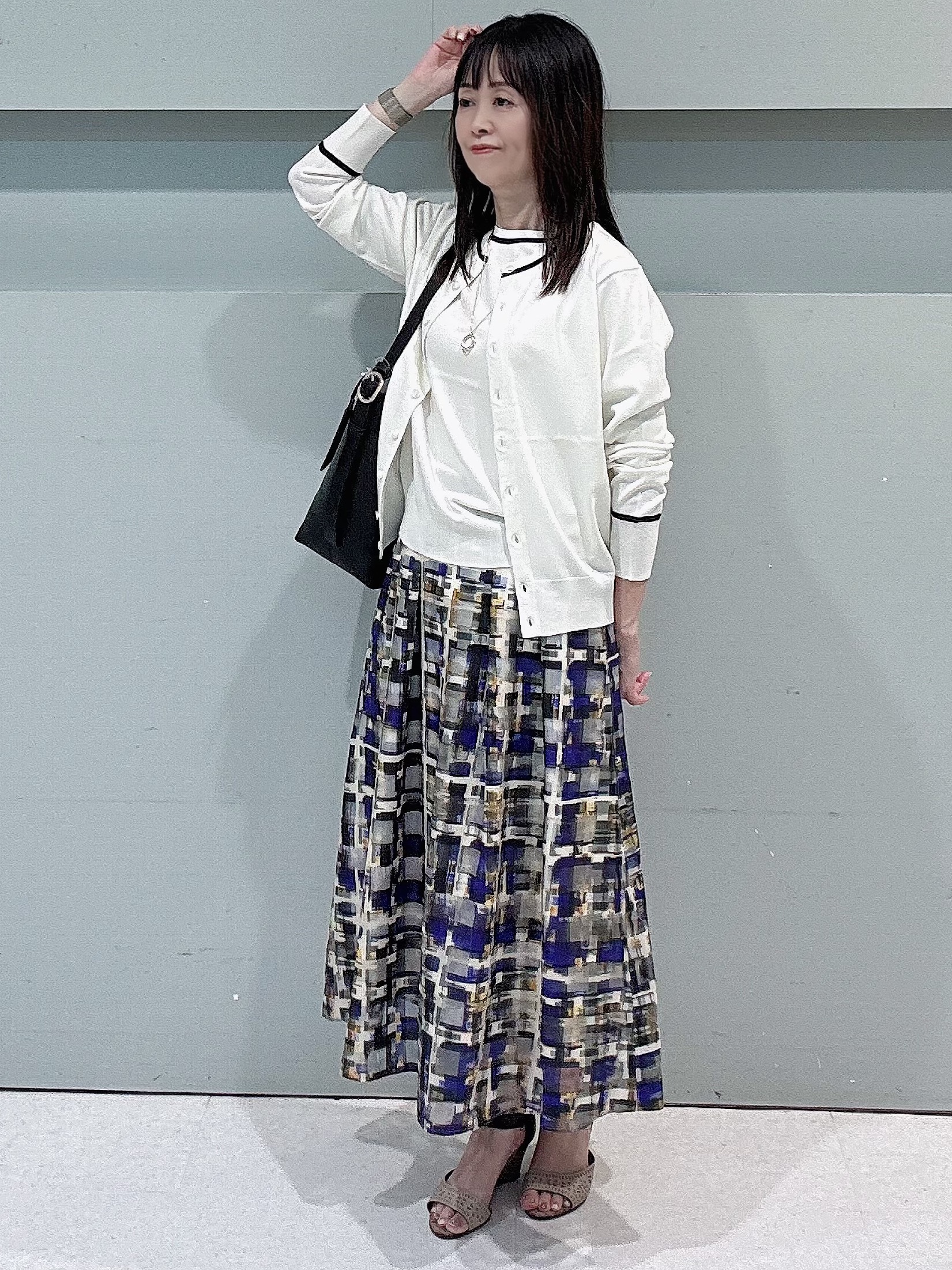 makiさんの「UNTITLED｜【アンサンブル可能/秋羽織り】コンパクトニットカーディガン」を使ったコーディネート