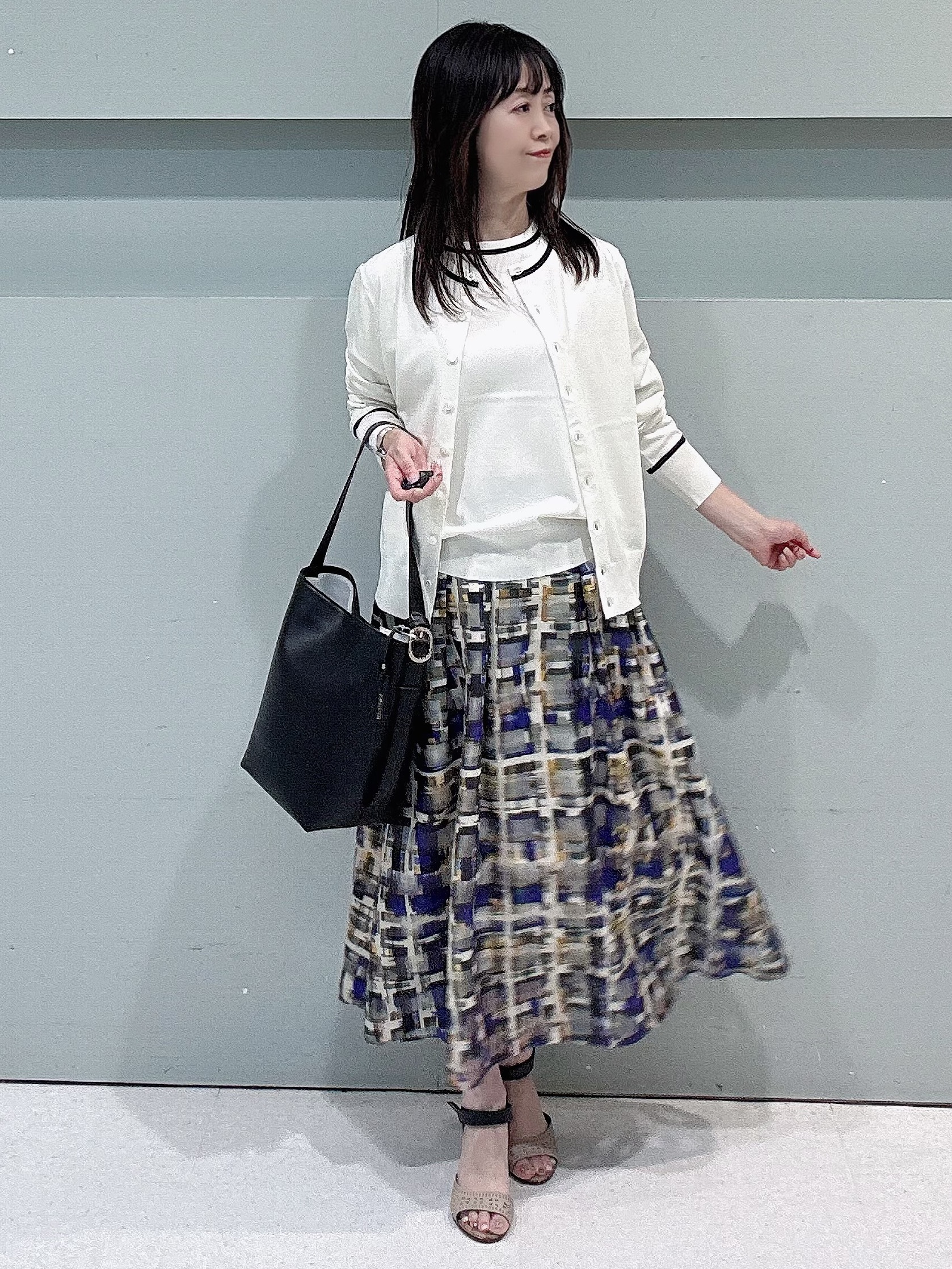 makiさんの「UNTITLED｜【アンサンブル可能/秋羽織り】コンパクトニットカーディガン」を使ったコーディネート
