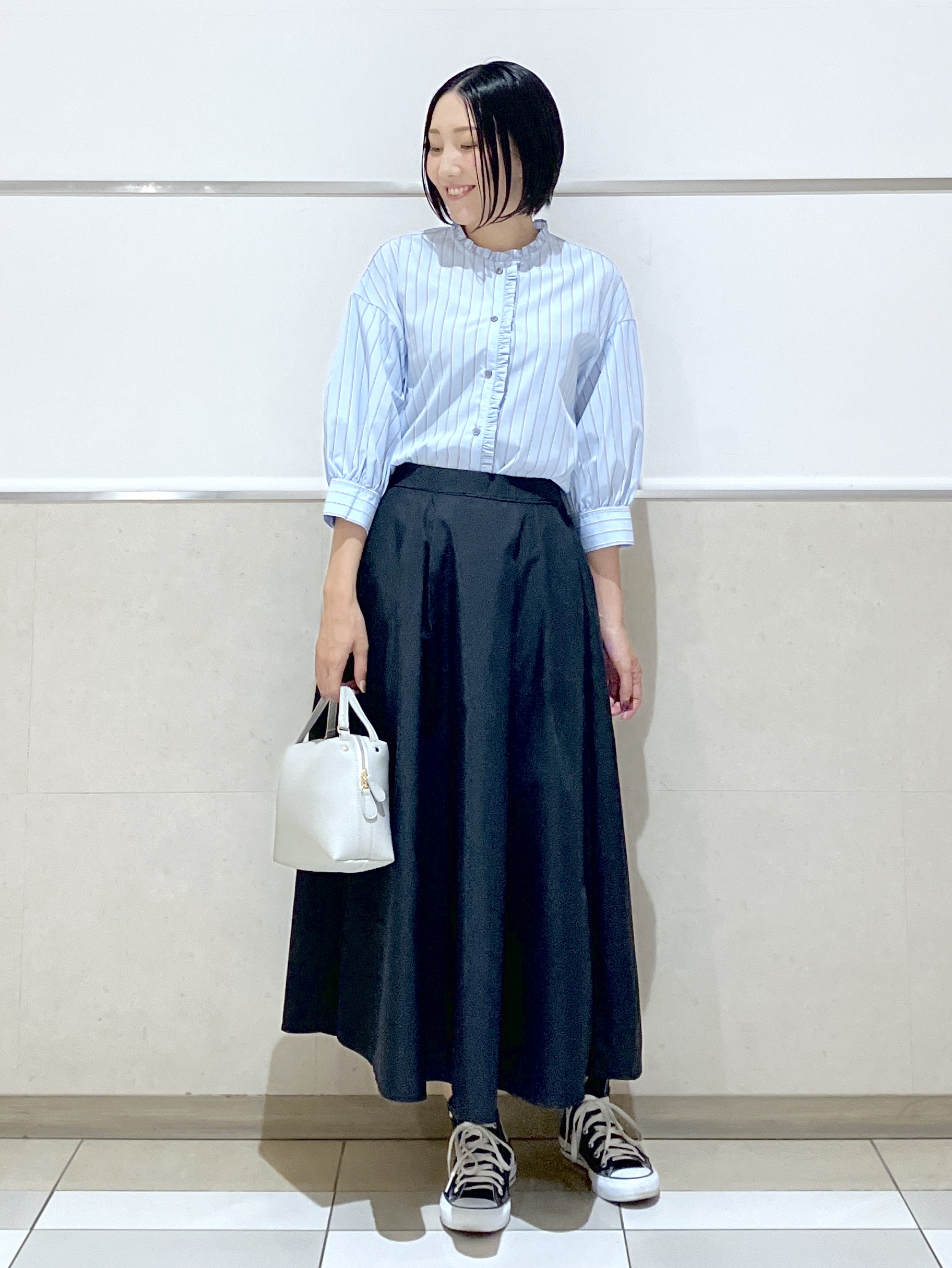 eriko さんの「Dessin｜【高レビュー/シワになりにくい/洗濯機OK】ストライプフリルブラウス6分袖」を使ったコーディネート