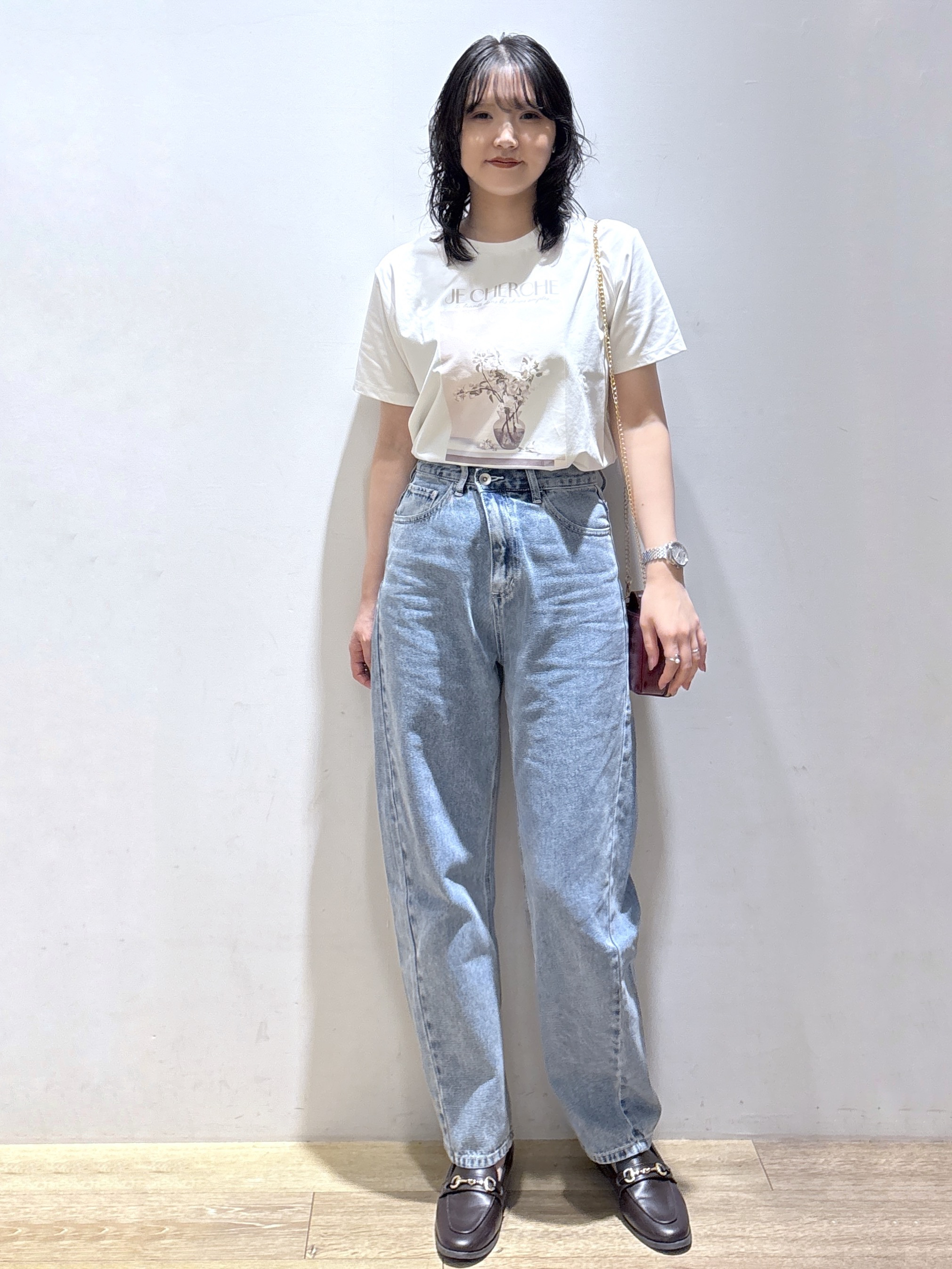mizukiさんの「index｜【UV】フラワープリントTシャツ≪洗濯機OK／接触冷感≫」を使ったコーディネート