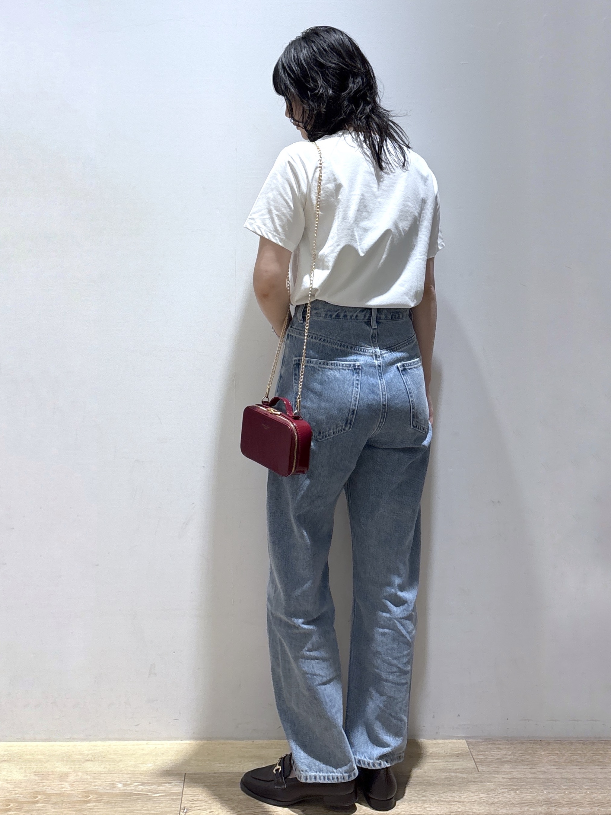 mizukiさんの「index｜【UV】フラワープリントTシャツ≪洗濯機OK／接触冷感≫」を使ったコーディネート