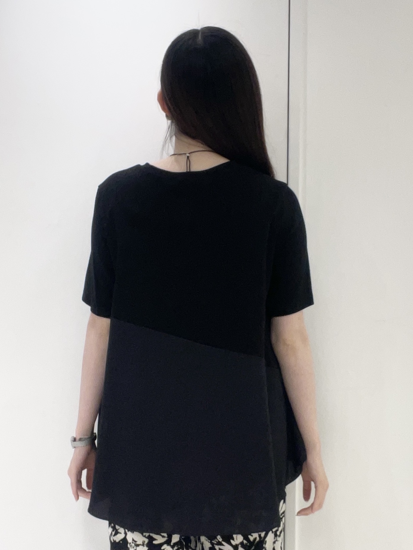 moeさんの「UNTITLED｜【Tシャツ】異素材ドッキングプルオーバー」を使ったコーディネート