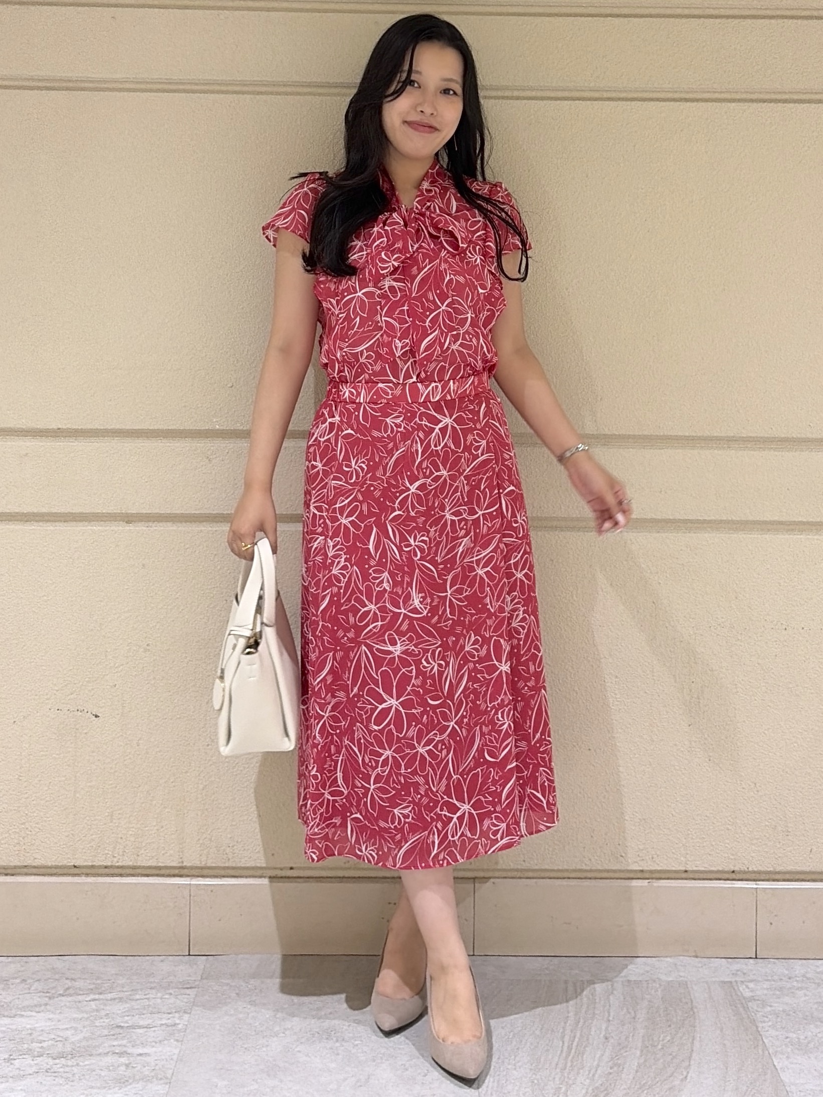 Momokaさんの「COUP DE CHANCE｜【手洗い可／日本製】フラワーリボンブラウス」を使ったコーディネート