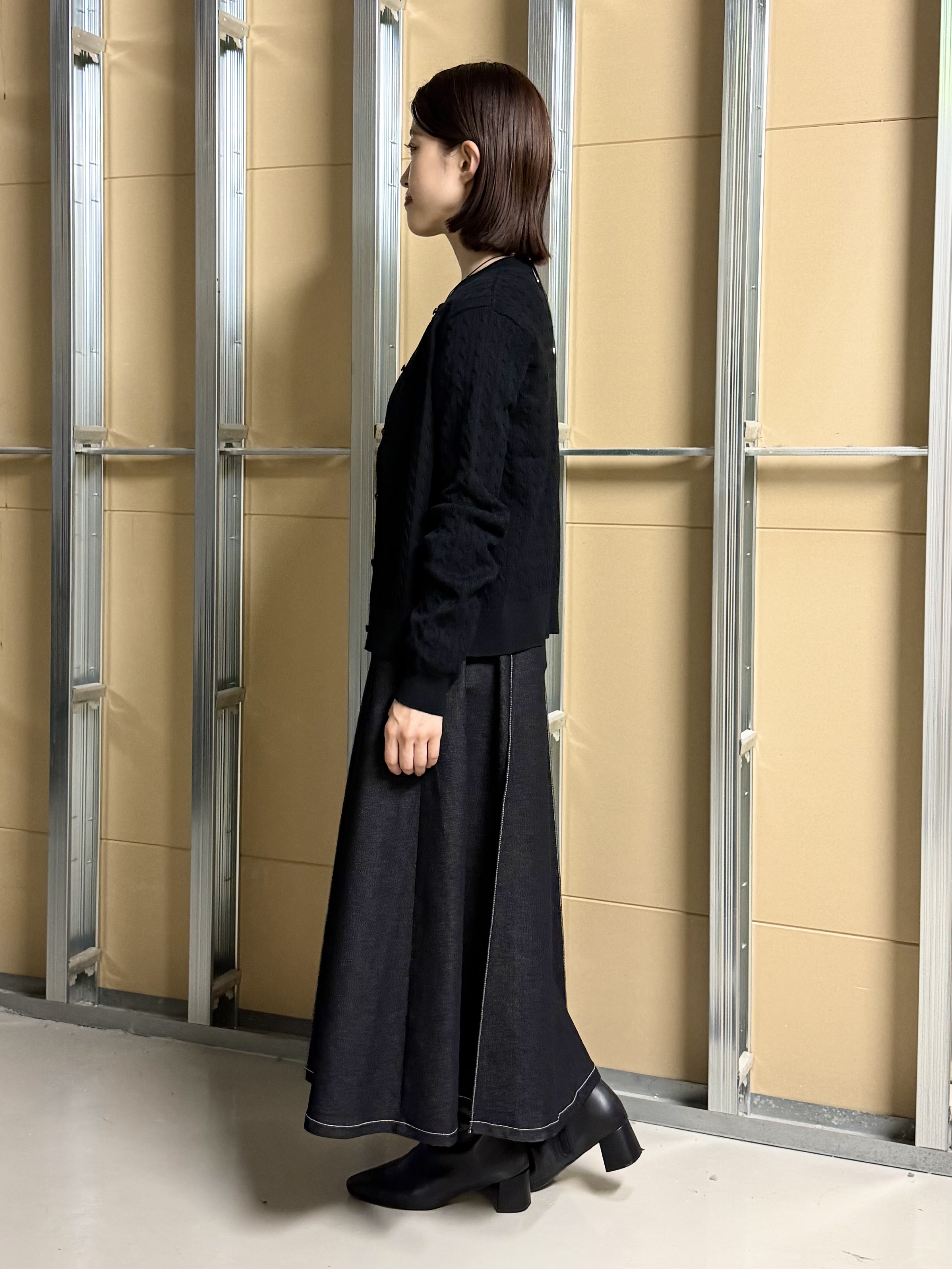 sahoさんの「THE SHOP TK｜POLO BCS/ケーブルクルーカーディガン」を使ったコーディネート