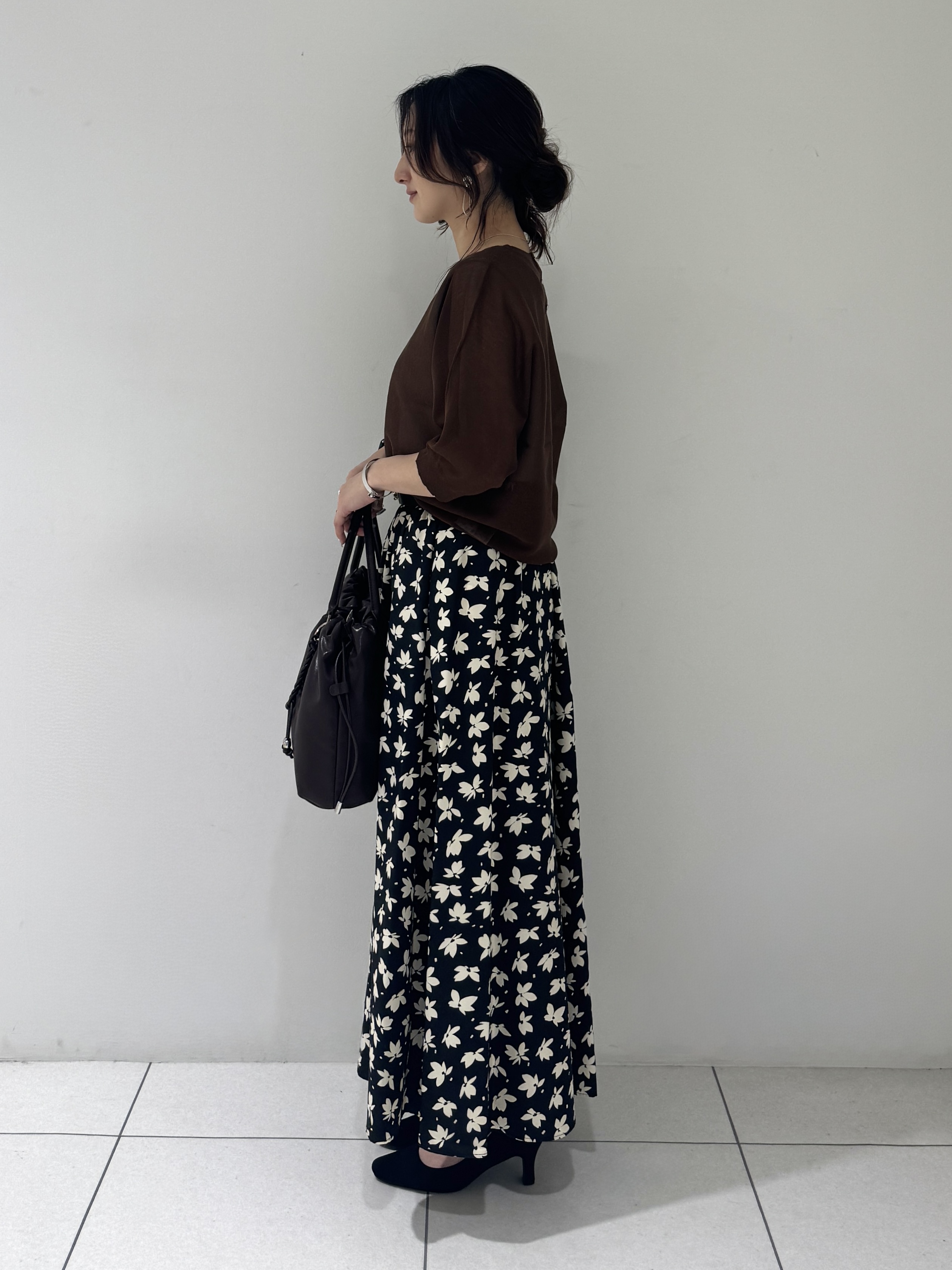 そんさんの「INDIVI｜【体型カバー／洗える】シアードルマンニット」を使ったコーディネート