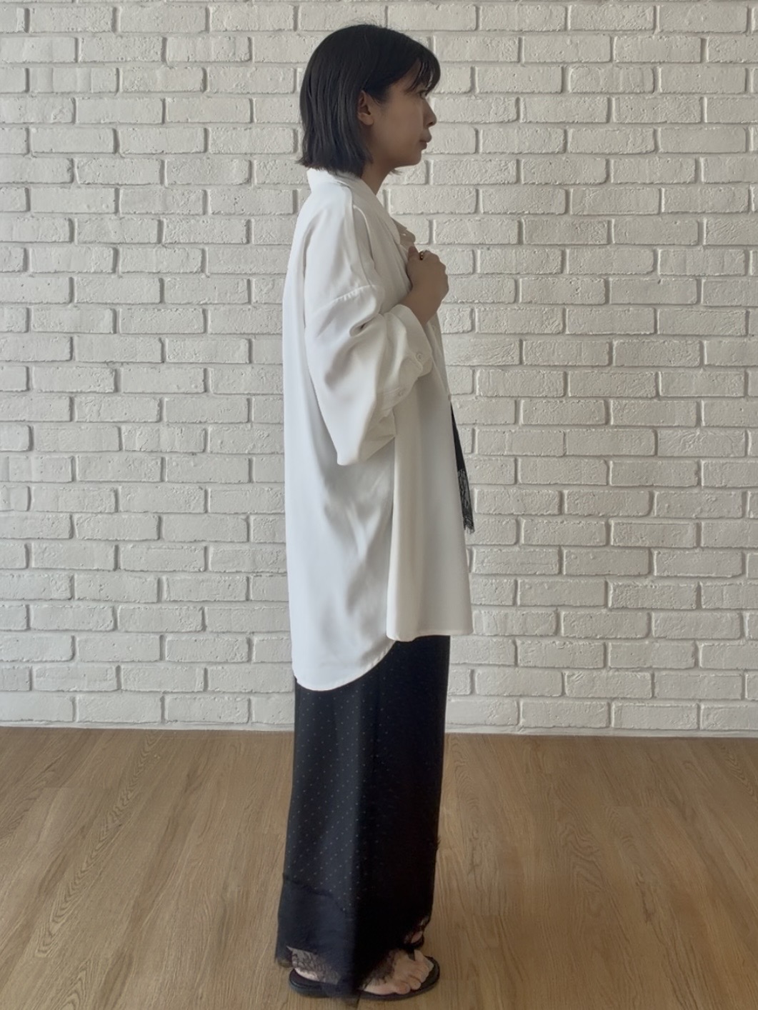 abeさんの「tk.TAKEO KIKUCHI｜【選べる7色】トロミドレープカラーシャツ/トロミ/梨地/7色/レギュラーカラー/長袖」を使ったコーディネート