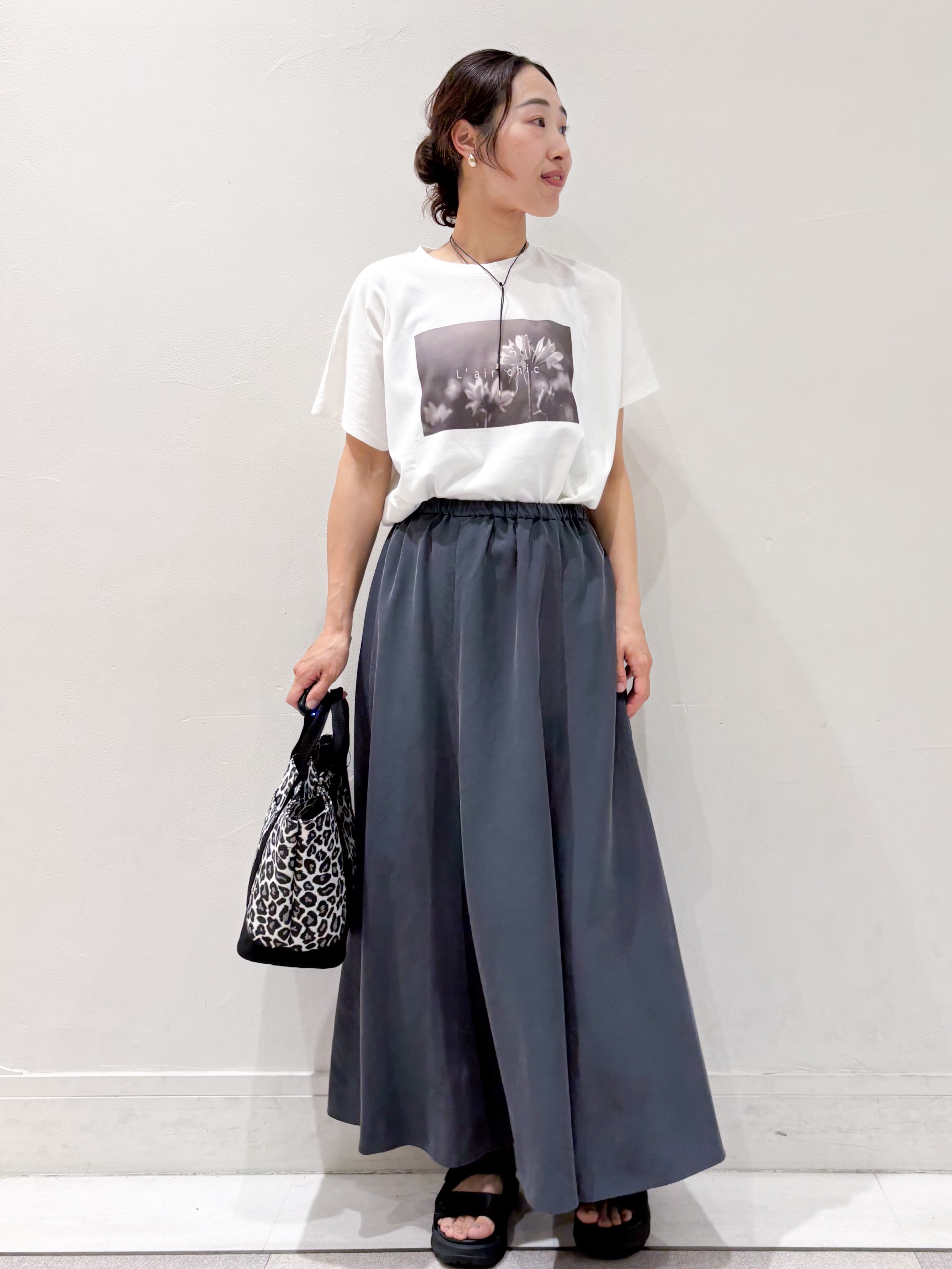 ちえさんの「OPAQUE.CLIP｜フォトプリントTシャツ【洗濯機OK】」を使ったコーディネート