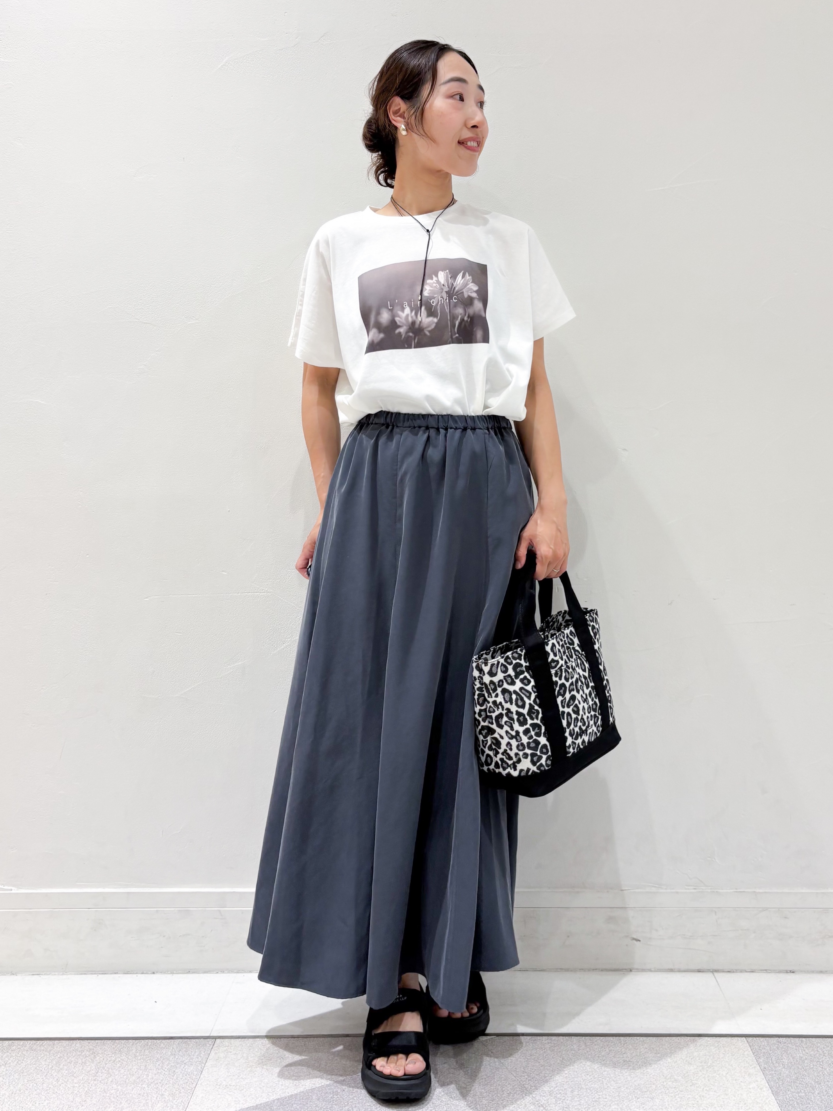ちえさんの「OPAQUE.CLIP｜フォトプリントTシャツ【洗濯機OK】」を使ったコーディネート