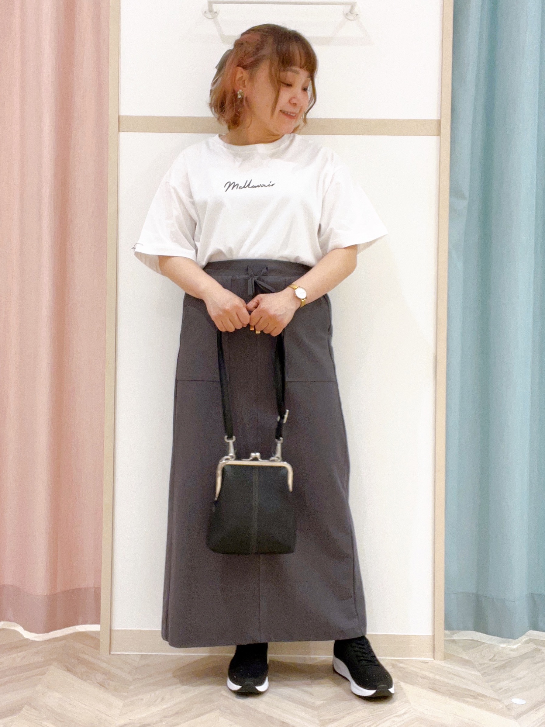 kitaさんの「SHOO･LA･RUE｜【綿100%/UV/S-LL/体型カバー】ヒップが隠せる やわらかデニムシャツ」を使ったコーディネート