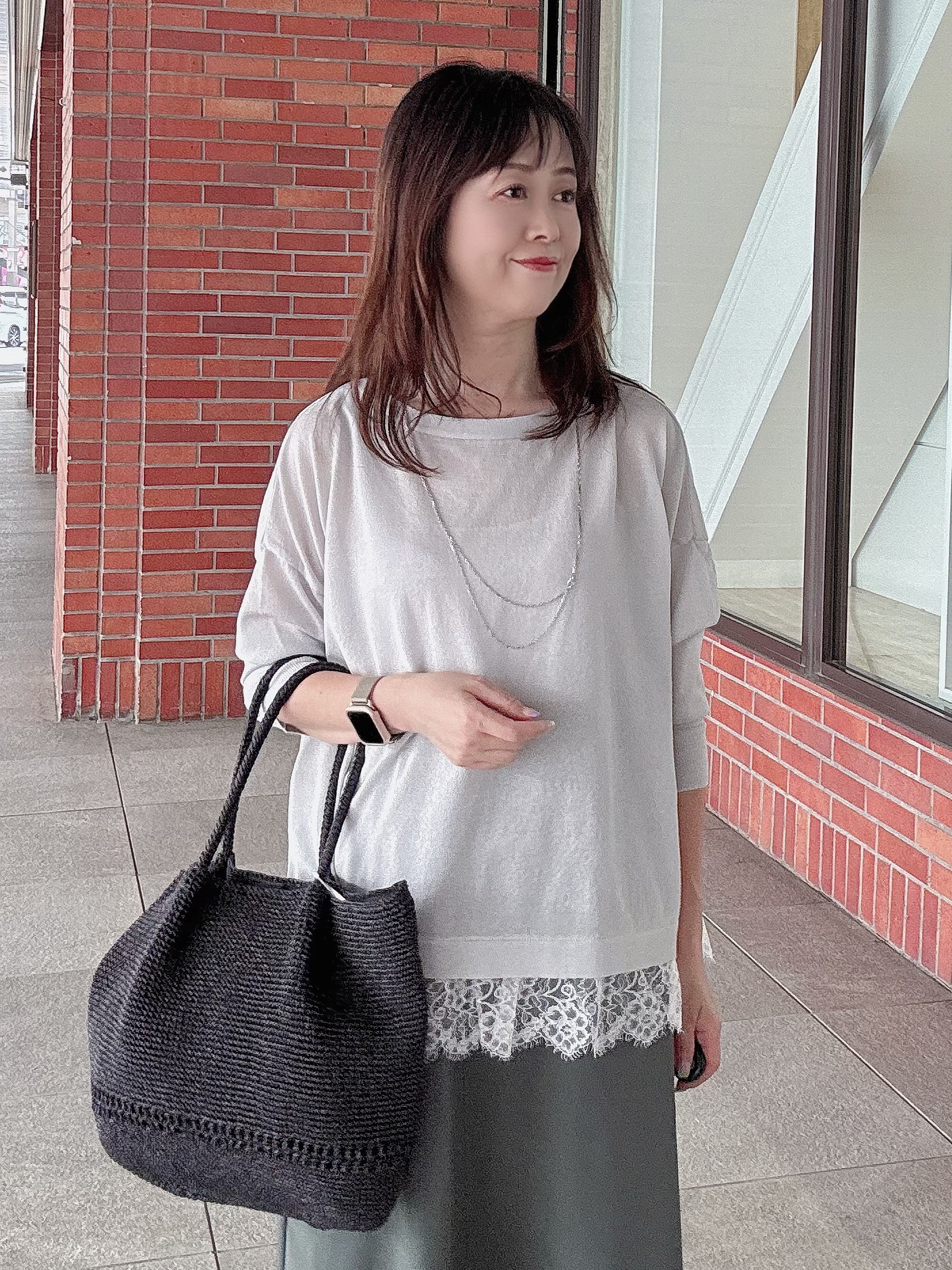 makiさんの「UNTITLED｜【一枚で着映え】レースドッキングニットプルオーバー」を使ったコーディネート