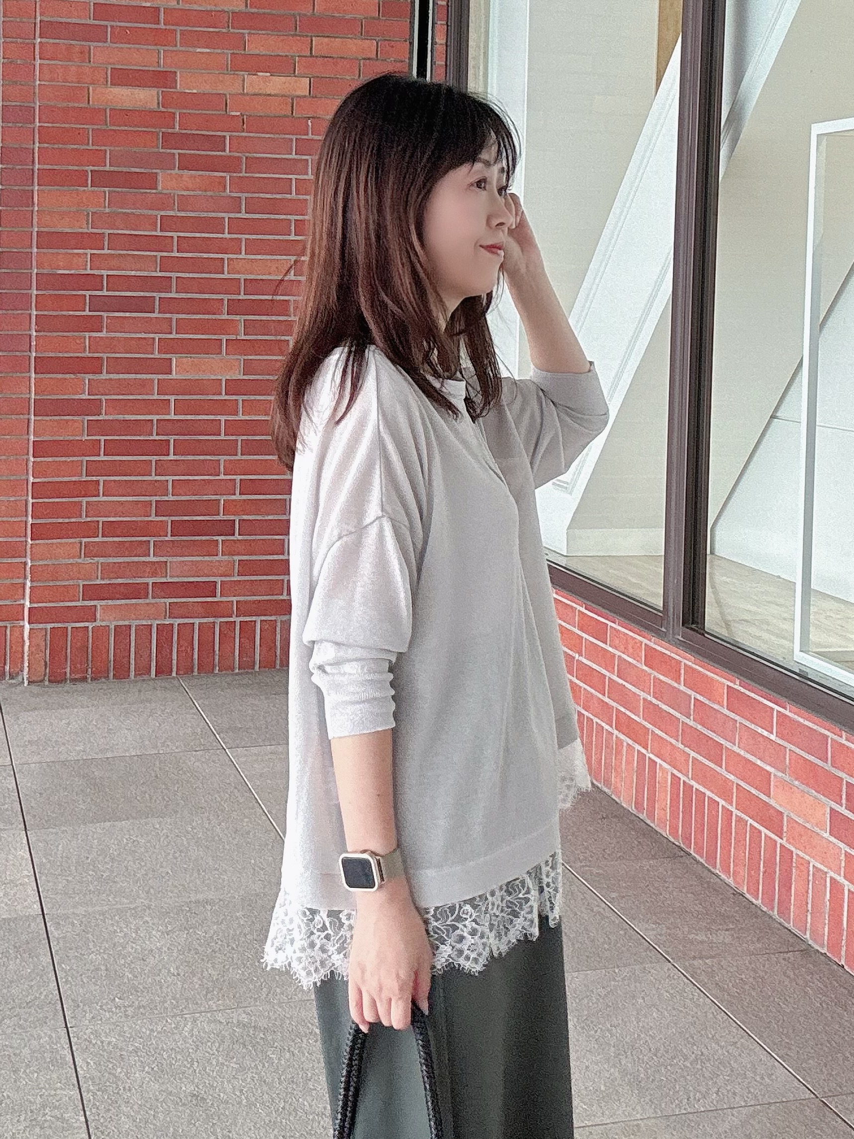 makiさんの「UNTITLED｜【一枚で着映え】レースドッキングニットプルオーバー」を使ったコーディネート