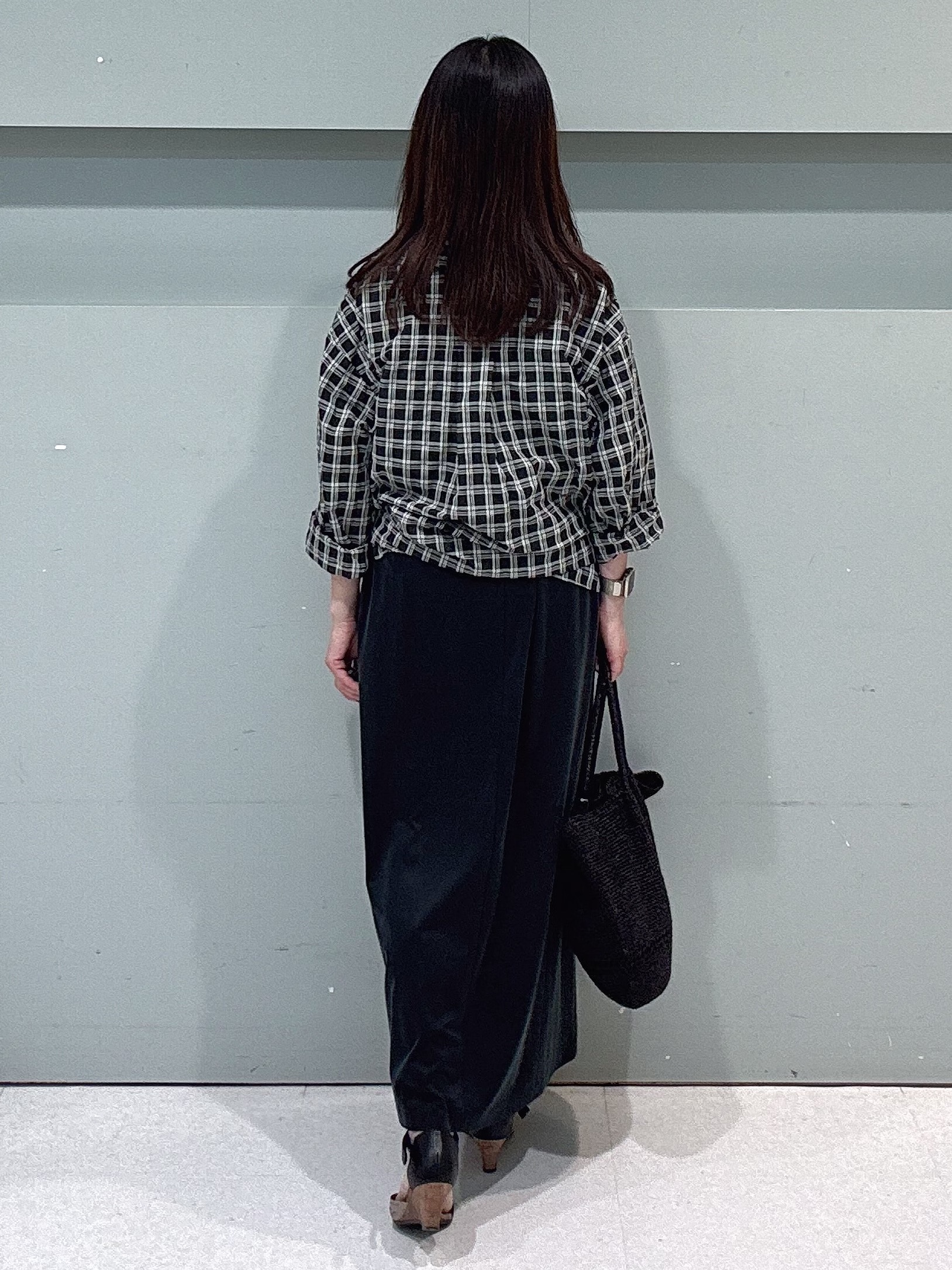makiさんの「UNTITLED｜【秋映え/羽織り】シアーチェックシャツブラウス」を使ったコーディネート