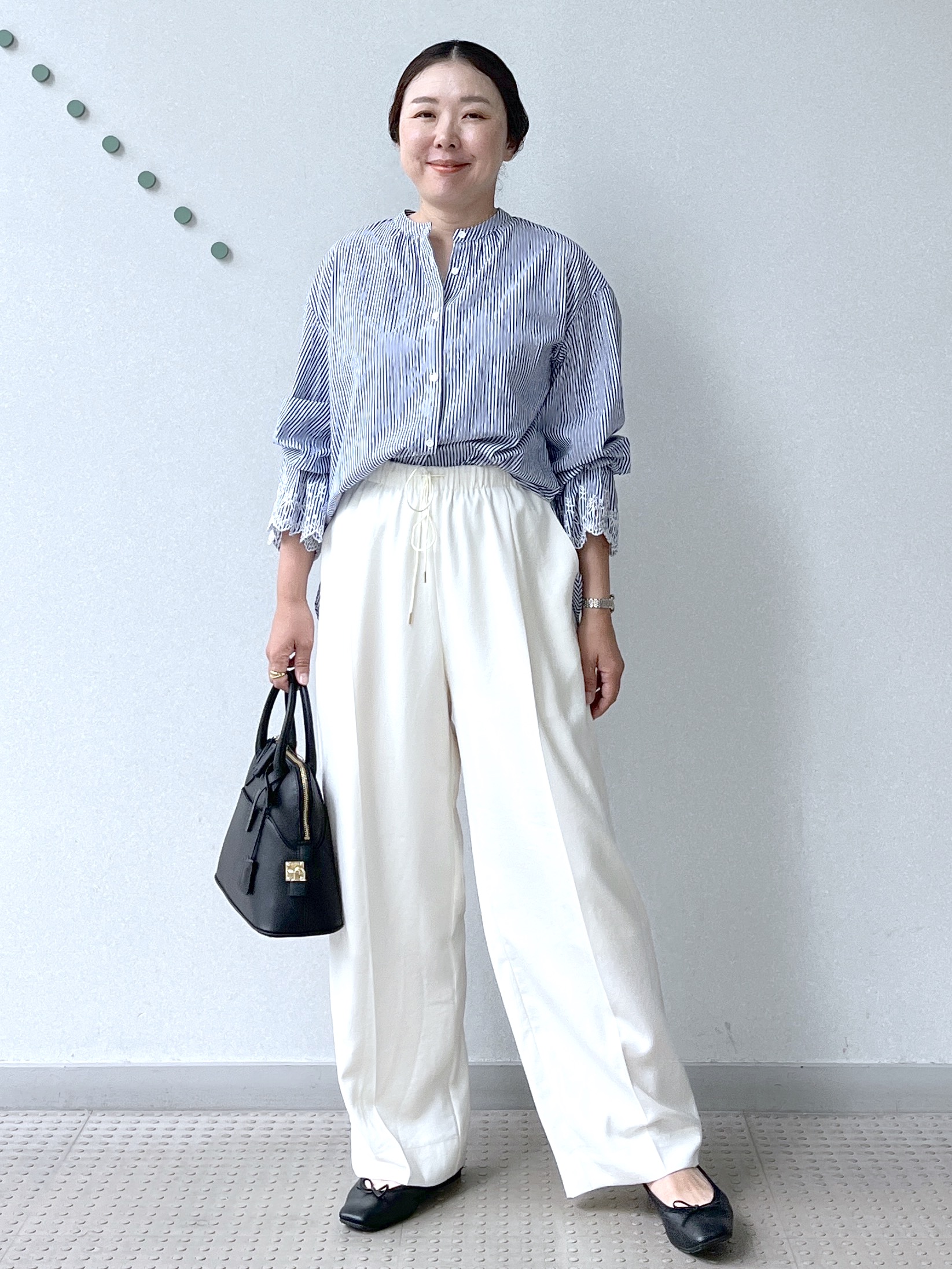 Soeさんの「DRESSTERIOR｜エンブロイダリーカフスシャツ」を使ったコーディネート