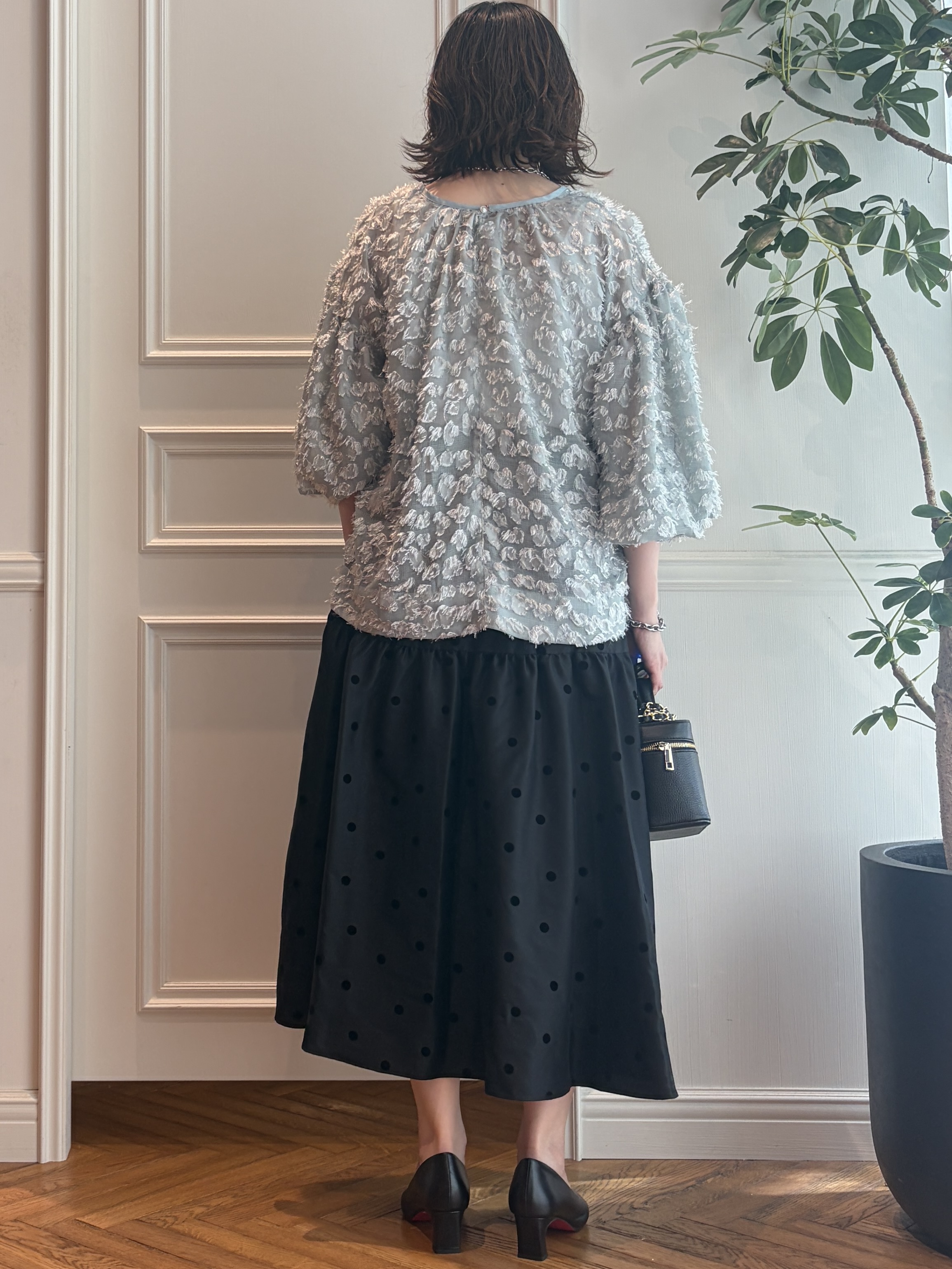 nakaoさんの「DRESSTERIOR｜【otonaMUSE5月号掲載】アーチフィットレザーパンプス」を使ったコーディネート