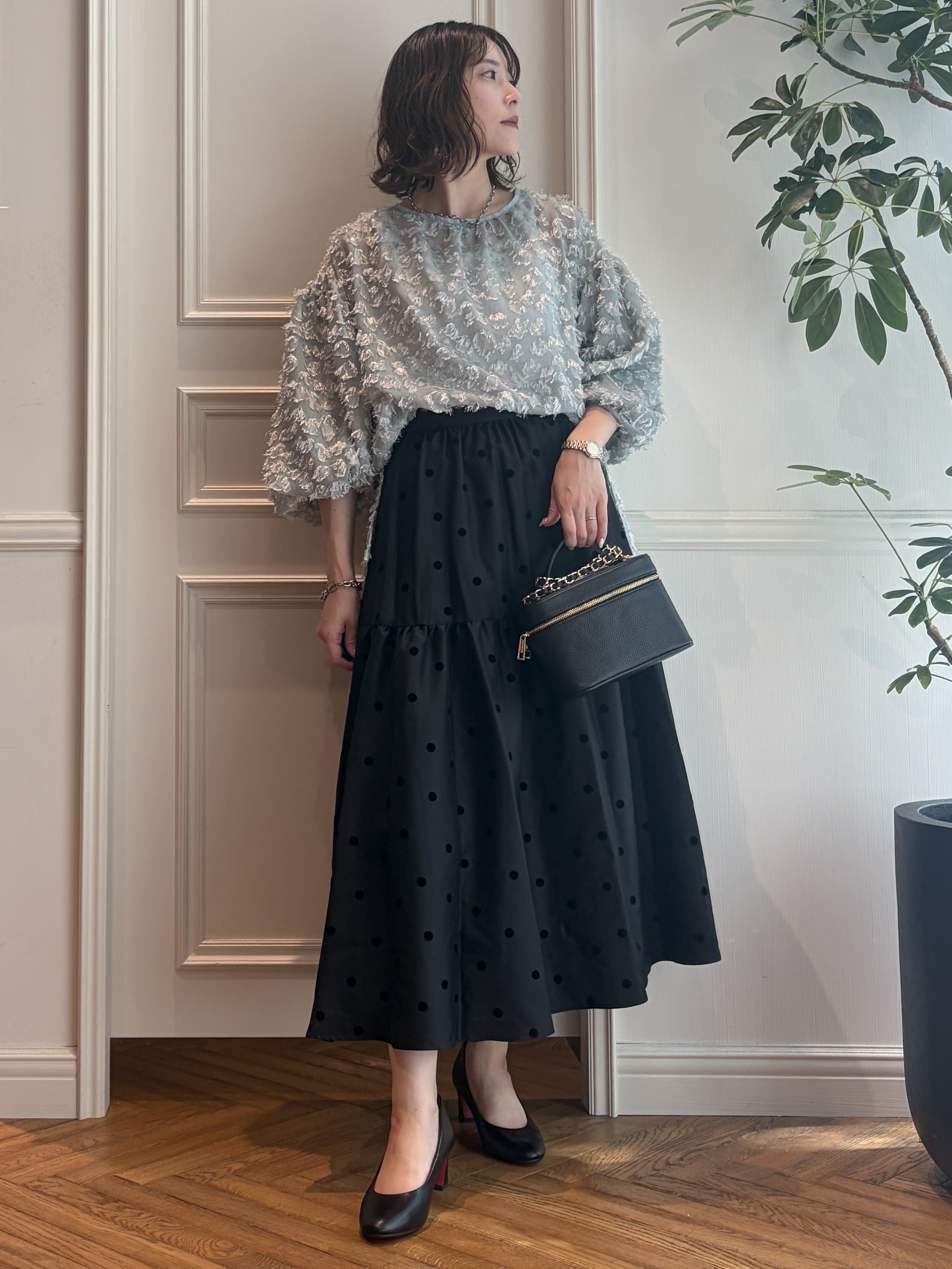nakaoさんの「DRESSTERIOR｜【otonaMUSE5月号掲載】アーチフィットレザーパンプス」を使ったコーディネート