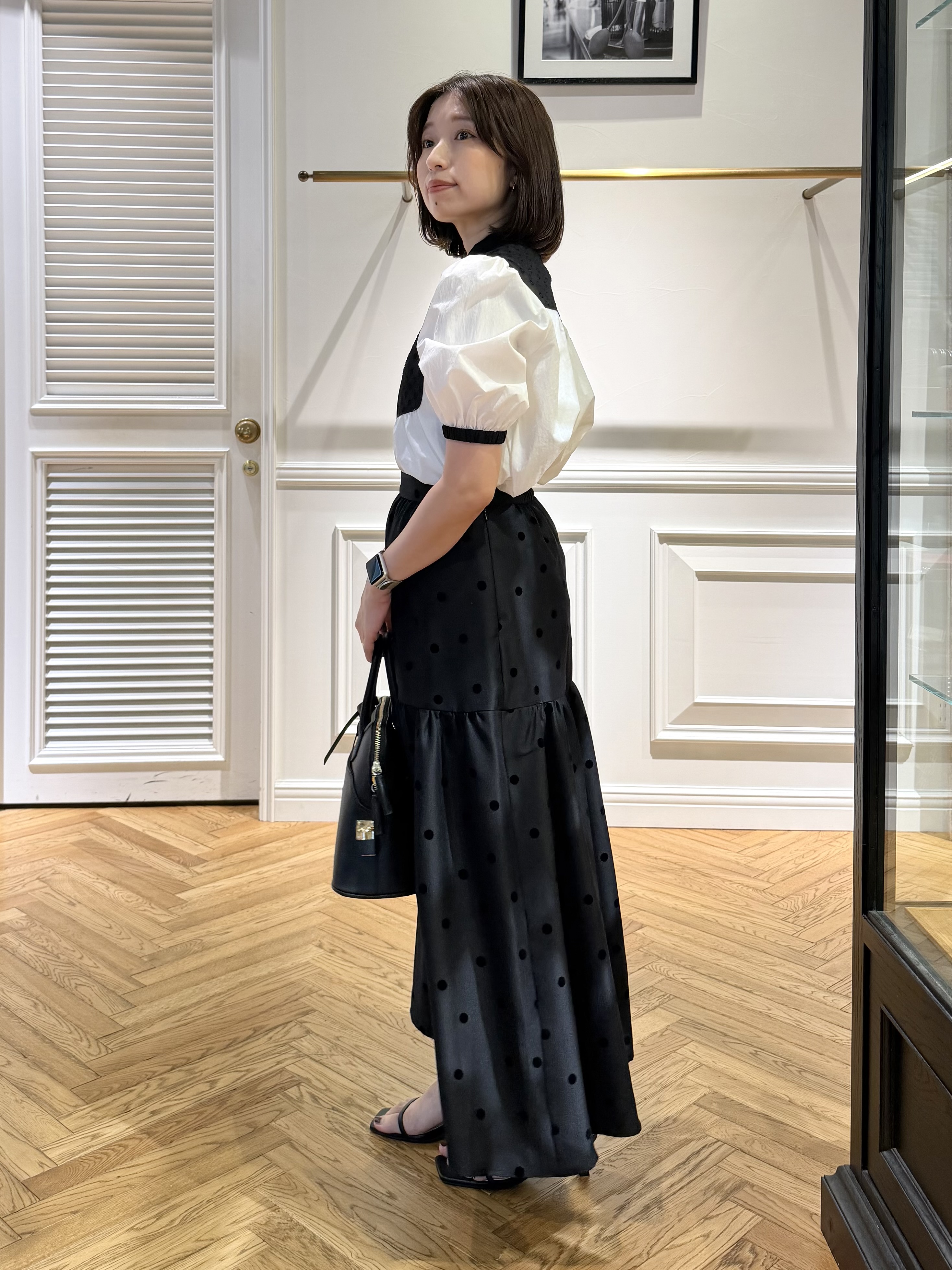 つじ まこさんの「DRESSTERIOR｜【着映え】ブザム チュニックブラウス」を使ったコーディネート