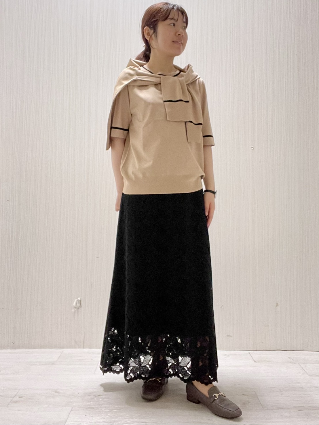 Mさんの「UNTITLED｜【アンサンブル可/きれいめ/通勤】コンパクト5分袖ニット」を使ったコーディネート